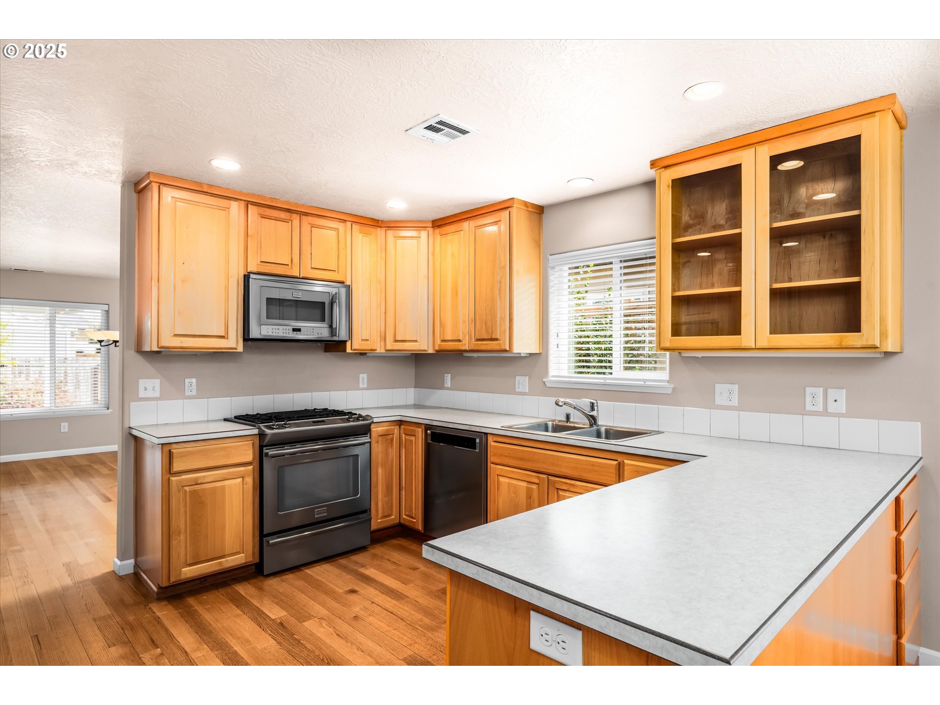1176 UNIT&nbsp;&nbsp;Y DR, Junction City, OR, 97448
