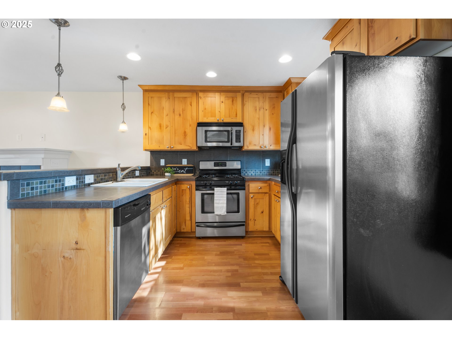 Photo #5: 761804095 Listing: Photo #5