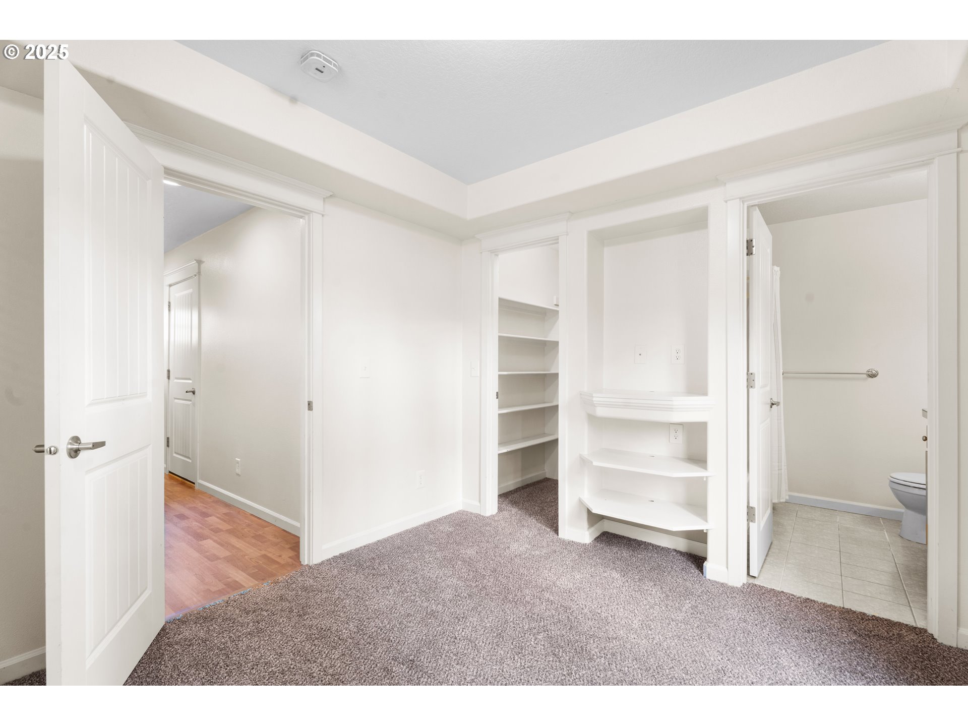 Photo #2: 761804095 Listing: Photo #2