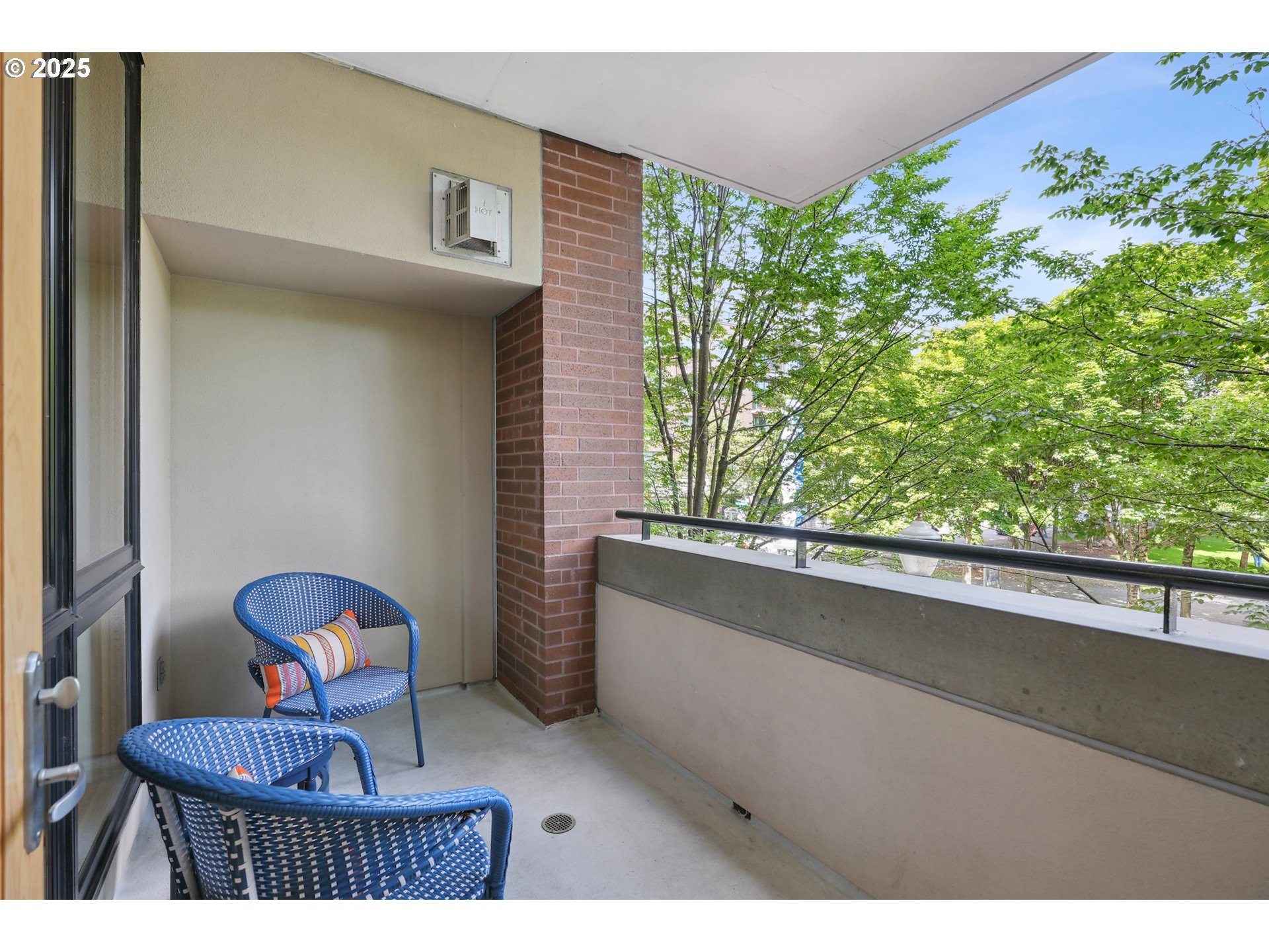 Photo #8: 762073931 Listing: Photo #8