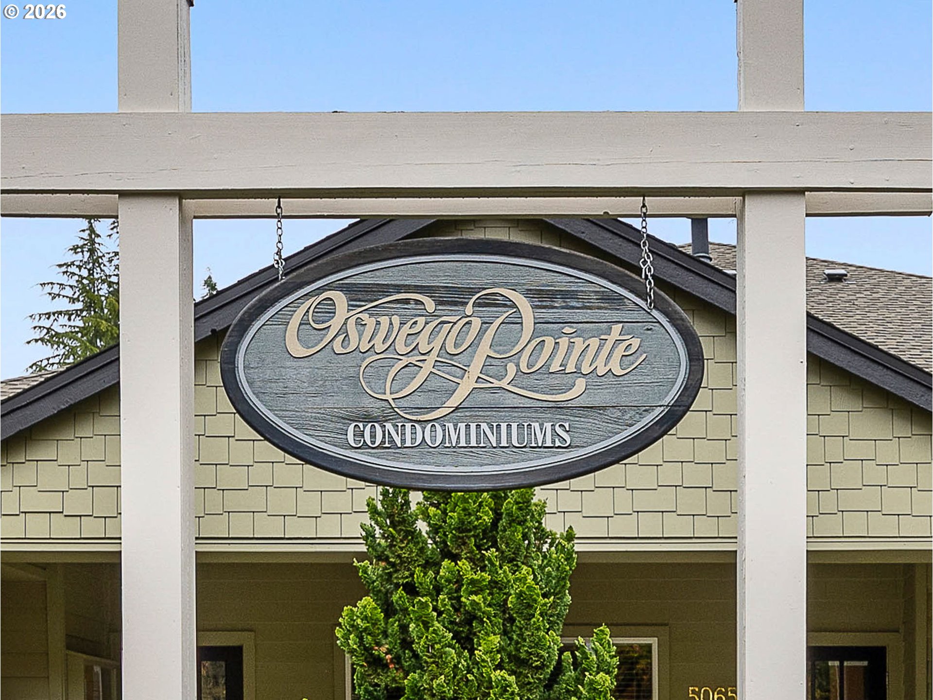 5058 FOOTHILLS DR UNIT F, Lake Oswego, OR, 97034