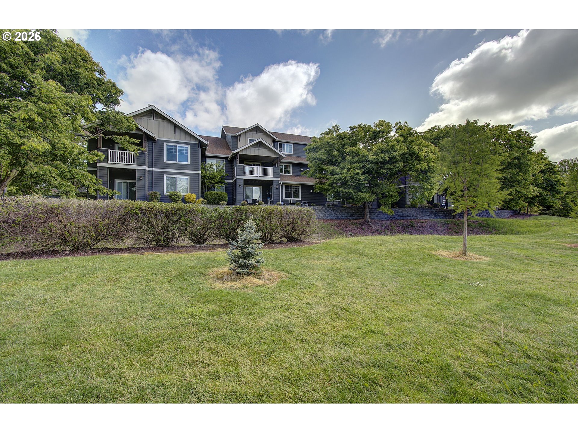 Photo #2: 762545124 Listing: Photo #2