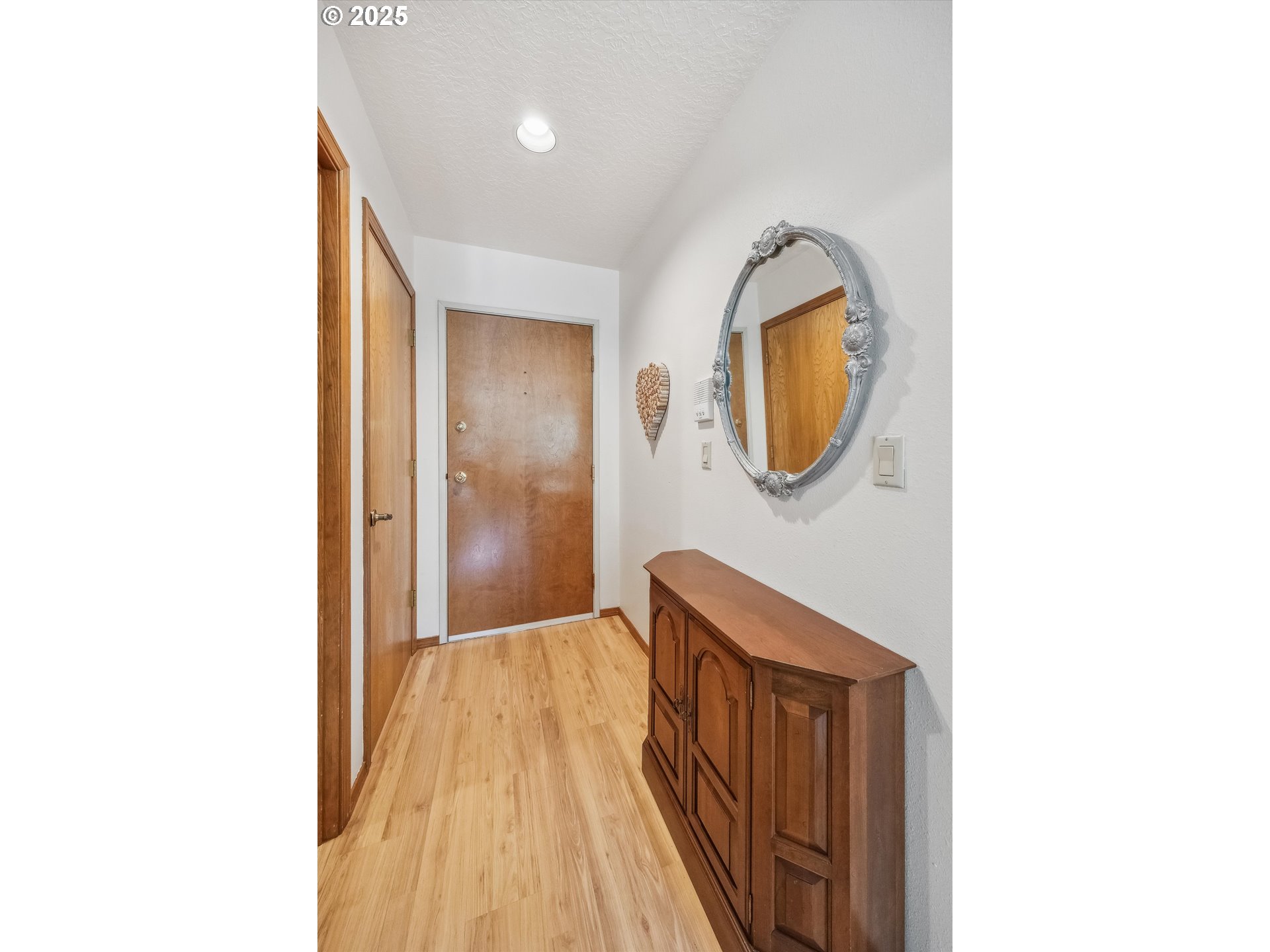 Photo #9: 762579109 Listing: Photo #9
