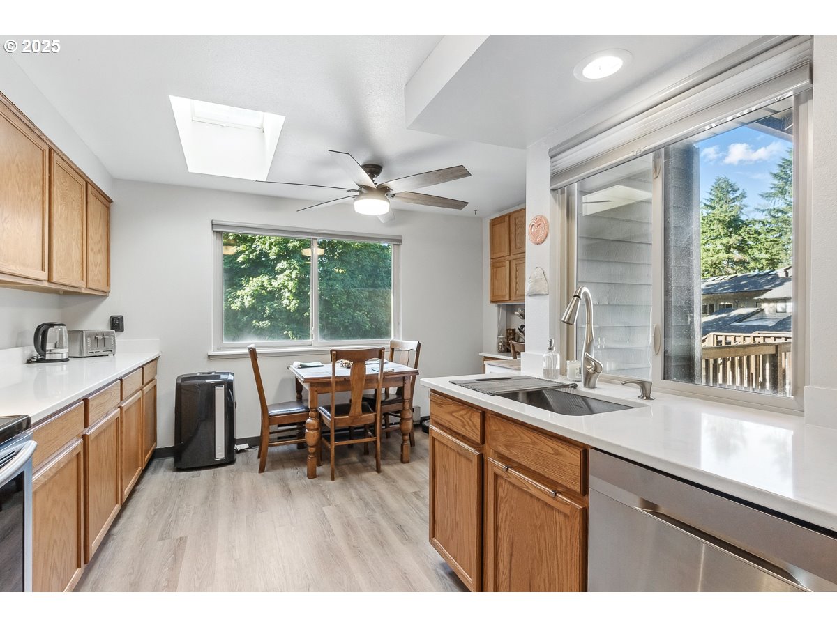 Photo #6: 762759451 Listing: Photo #6