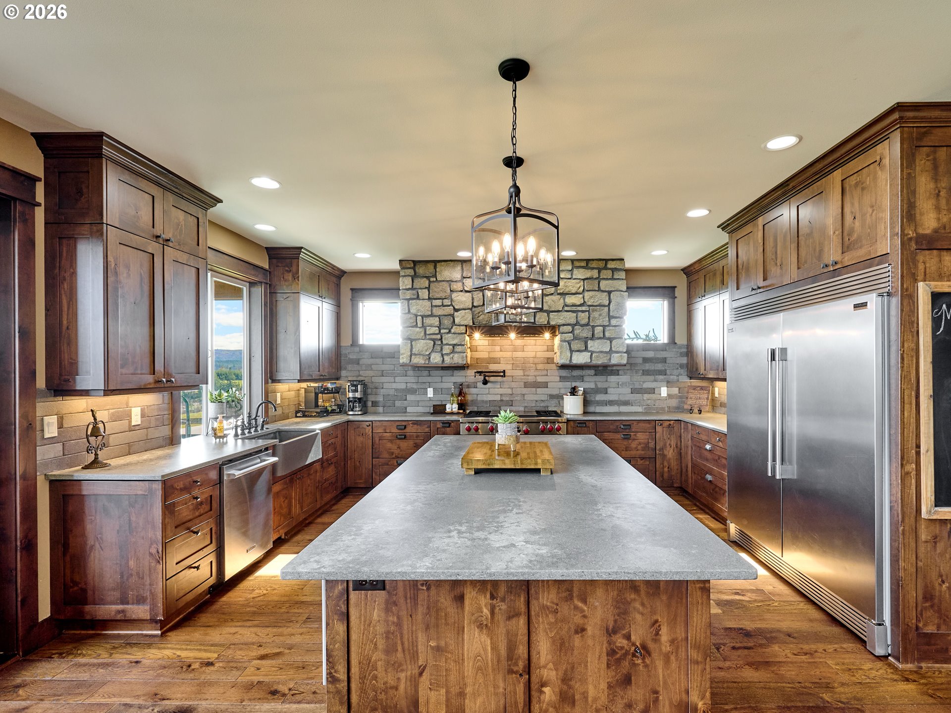38252 S BLAIR RD, Molalla, OR, 97038