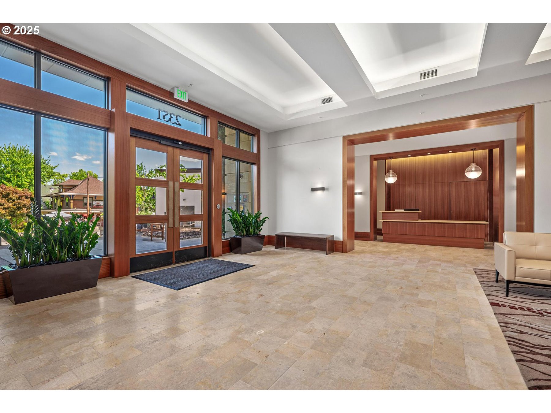 Photo #4: 764877019 Listing 
