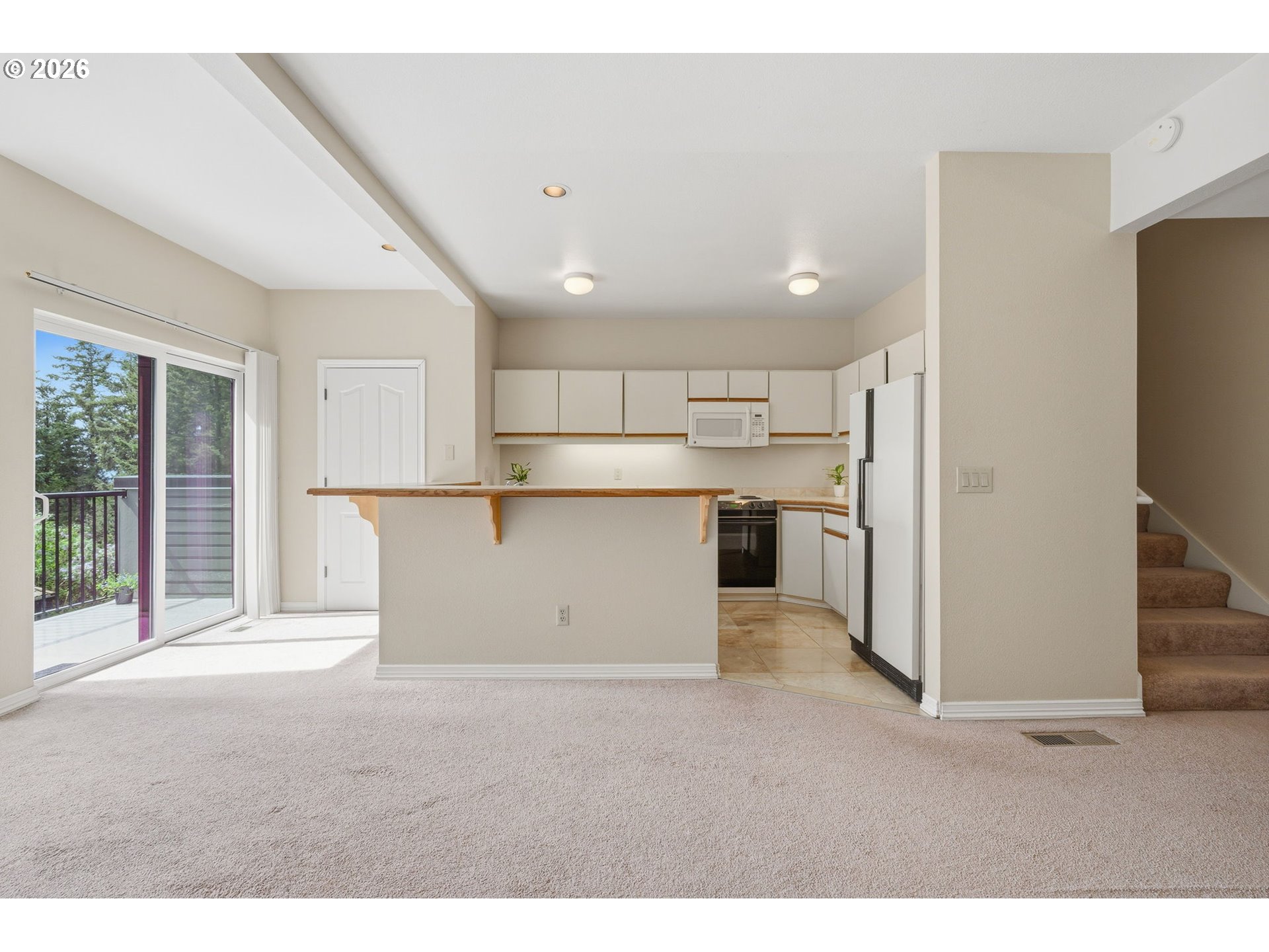 Photo #3: 764974322 Listing: Photo #3