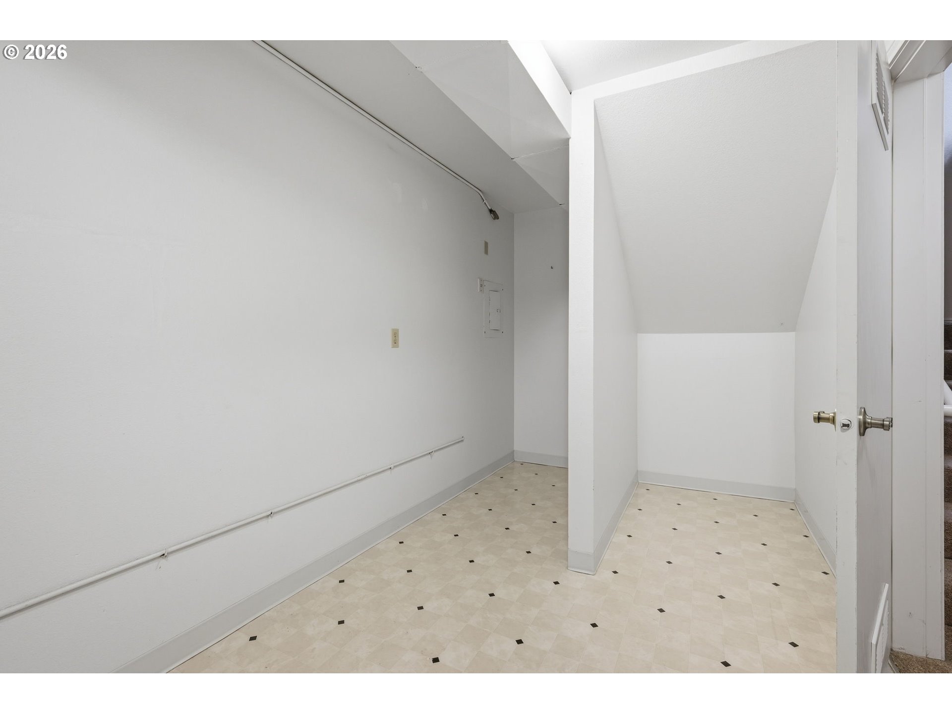 Photo #22: 764974322 Listing: Photo #22