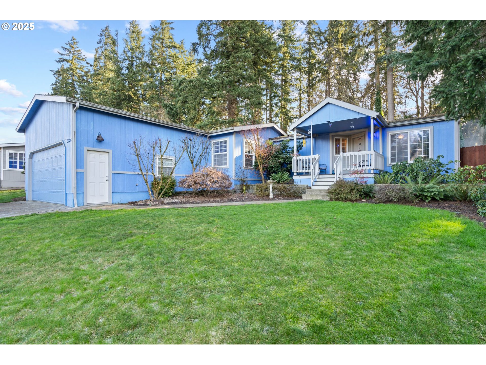 Photo of 3326 SENECAL CREEK DR Woodburn OR 97071