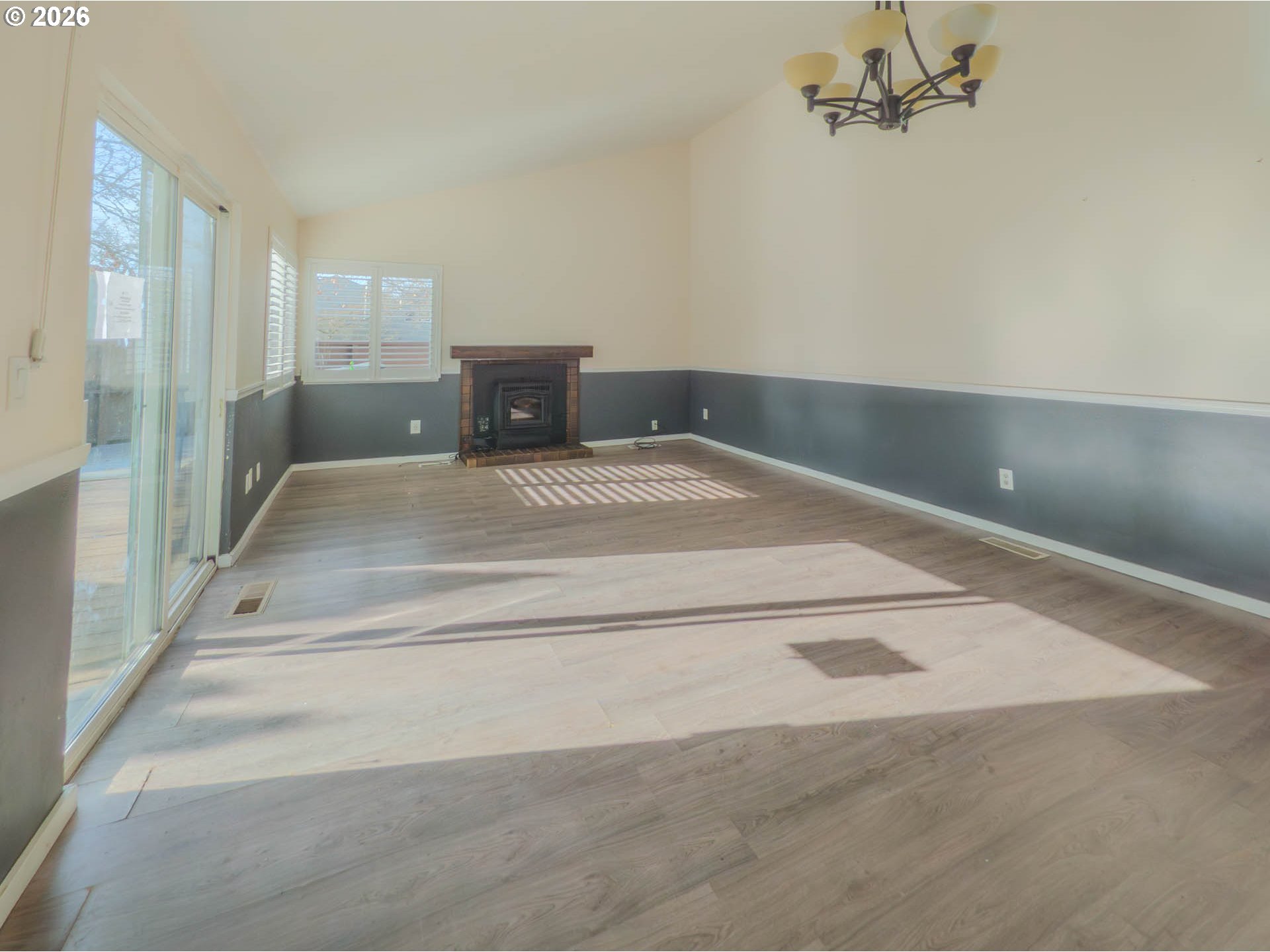 Photo #2: 767755324 Listing: Photo #2