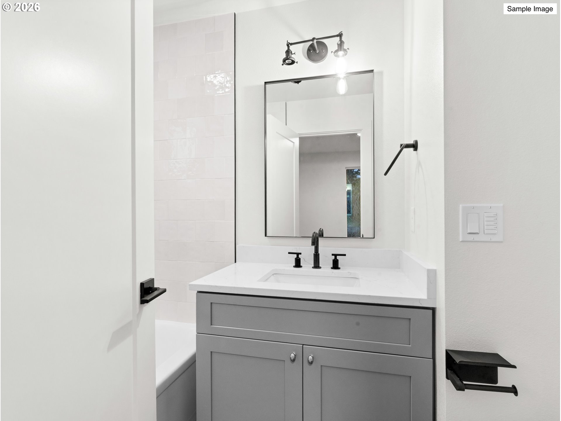 Photo #12: 768587929 Listing: Photo #12