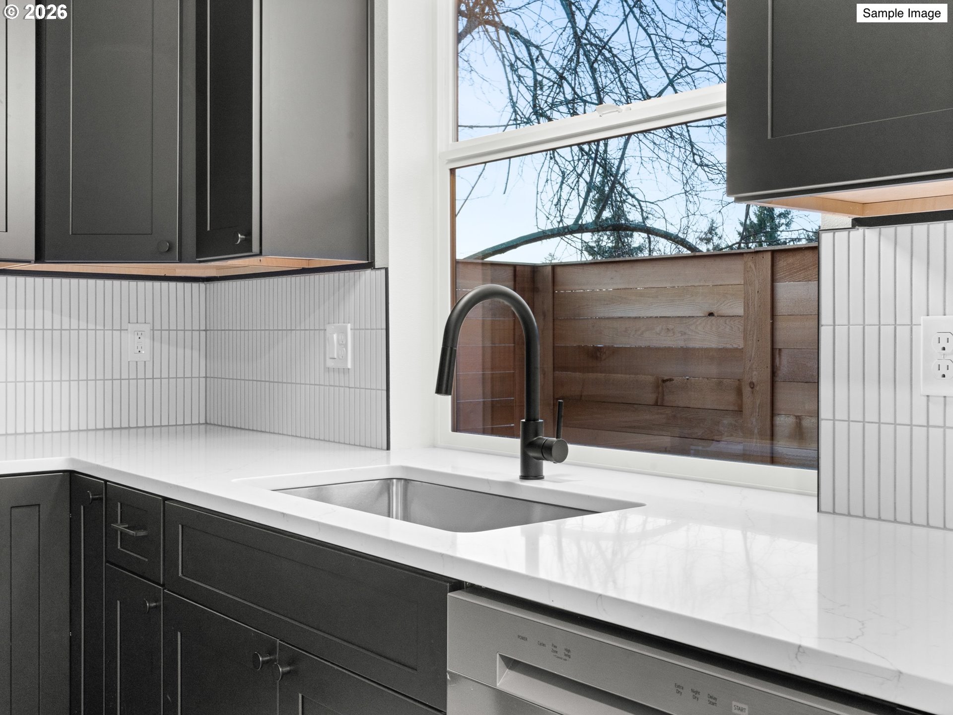 Photo #13: 768587929 Listing: Photo #13