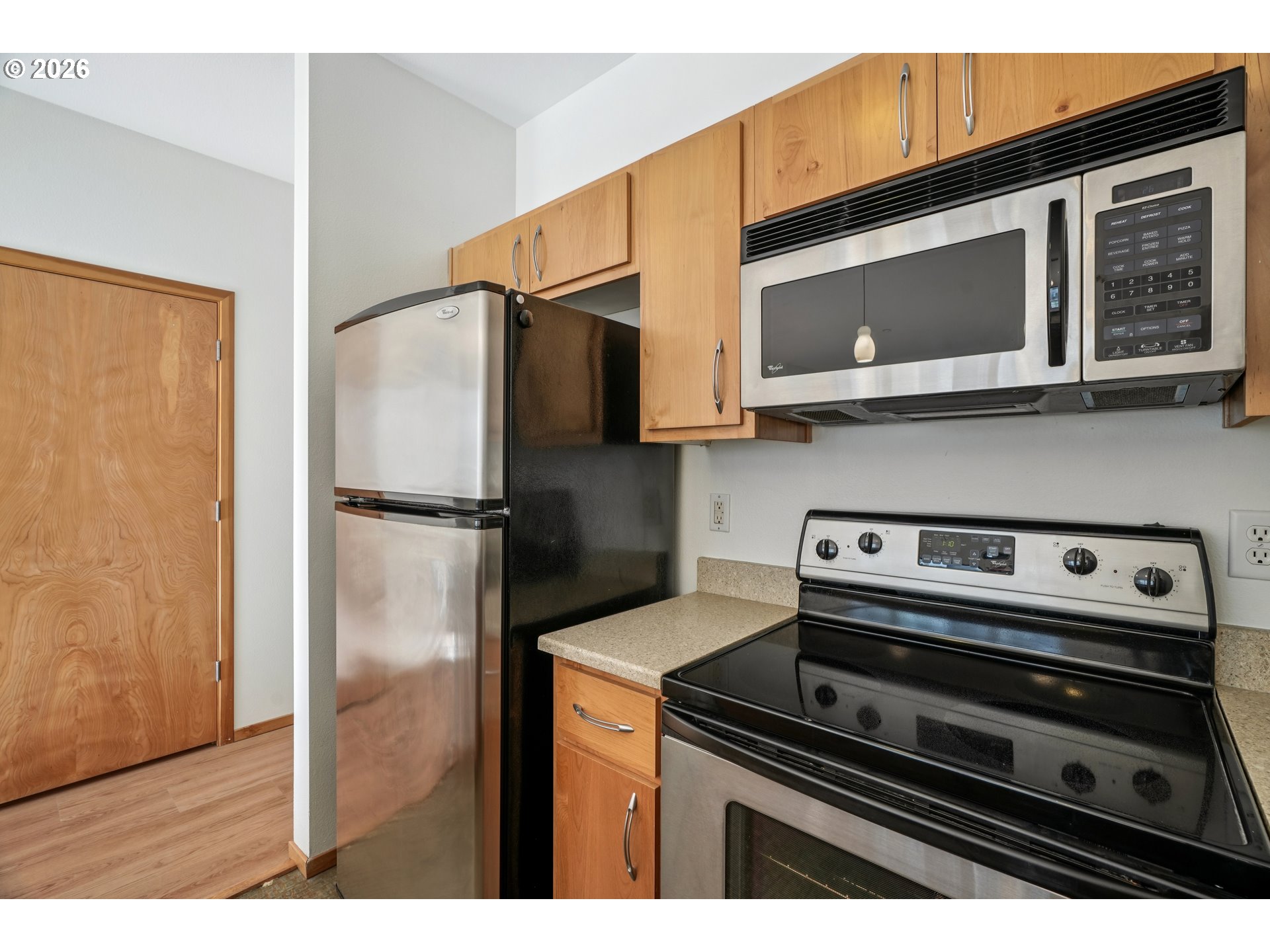 Photo #4: 768647981 Listing: Photo #4