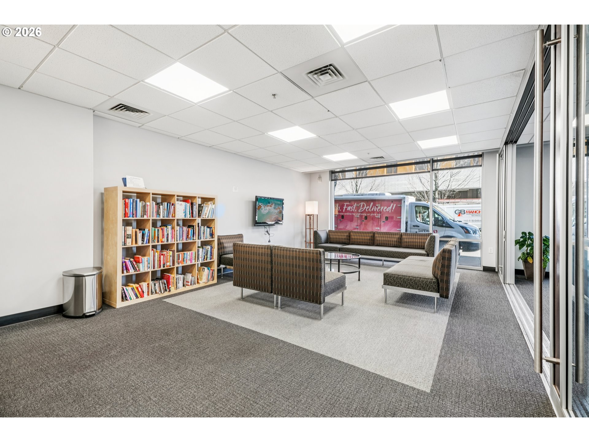 Photo #8: 768647981 Listing: Photo #8