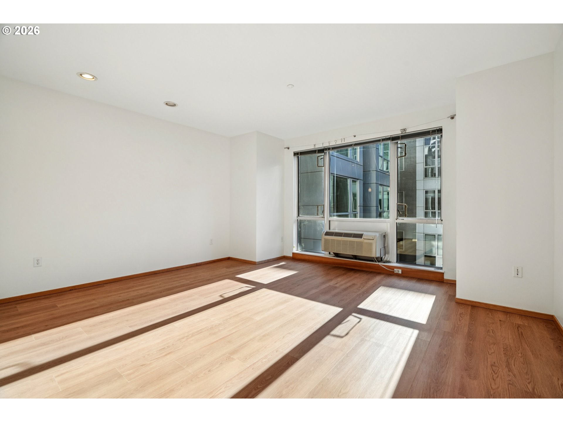 Photo #28: 768647981 Listing: Photo #28