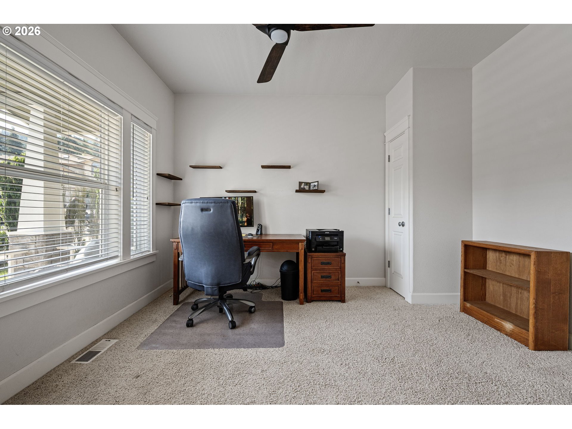 Property photo 15 of 44