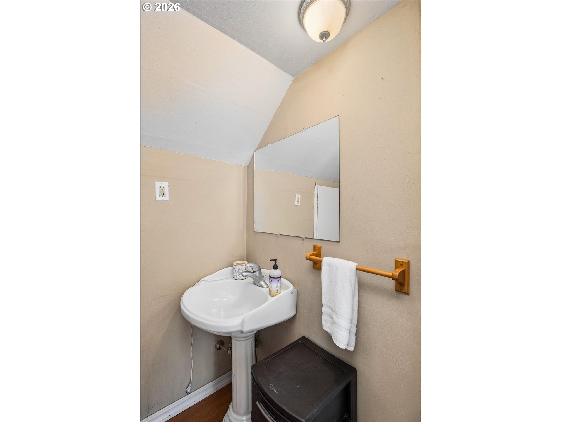 Property photo 23 of 34
