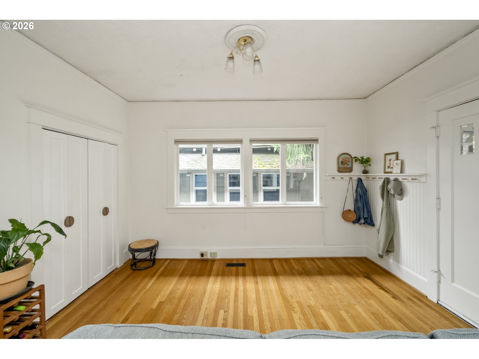 4023 SE IVON ST, Portland, OR, 97202