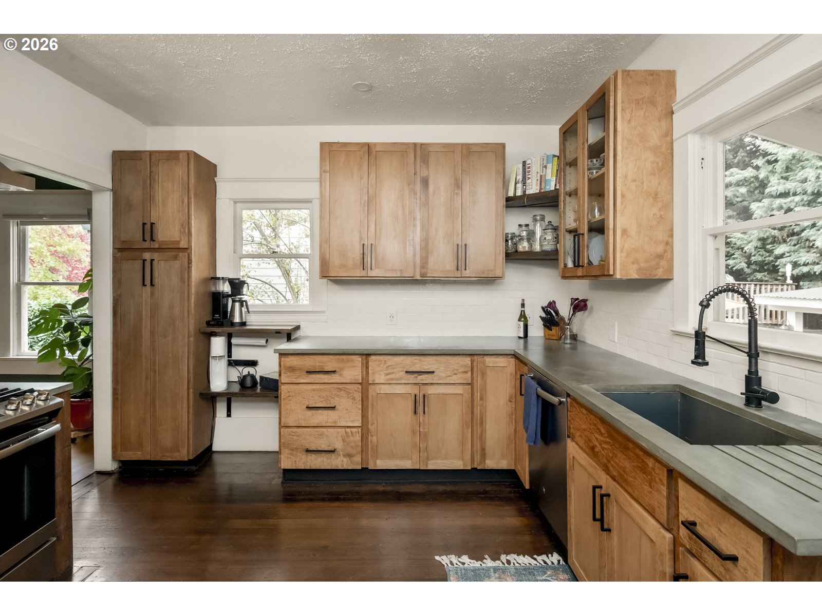 4023 SE IVON ST, Portland, OR, 97202