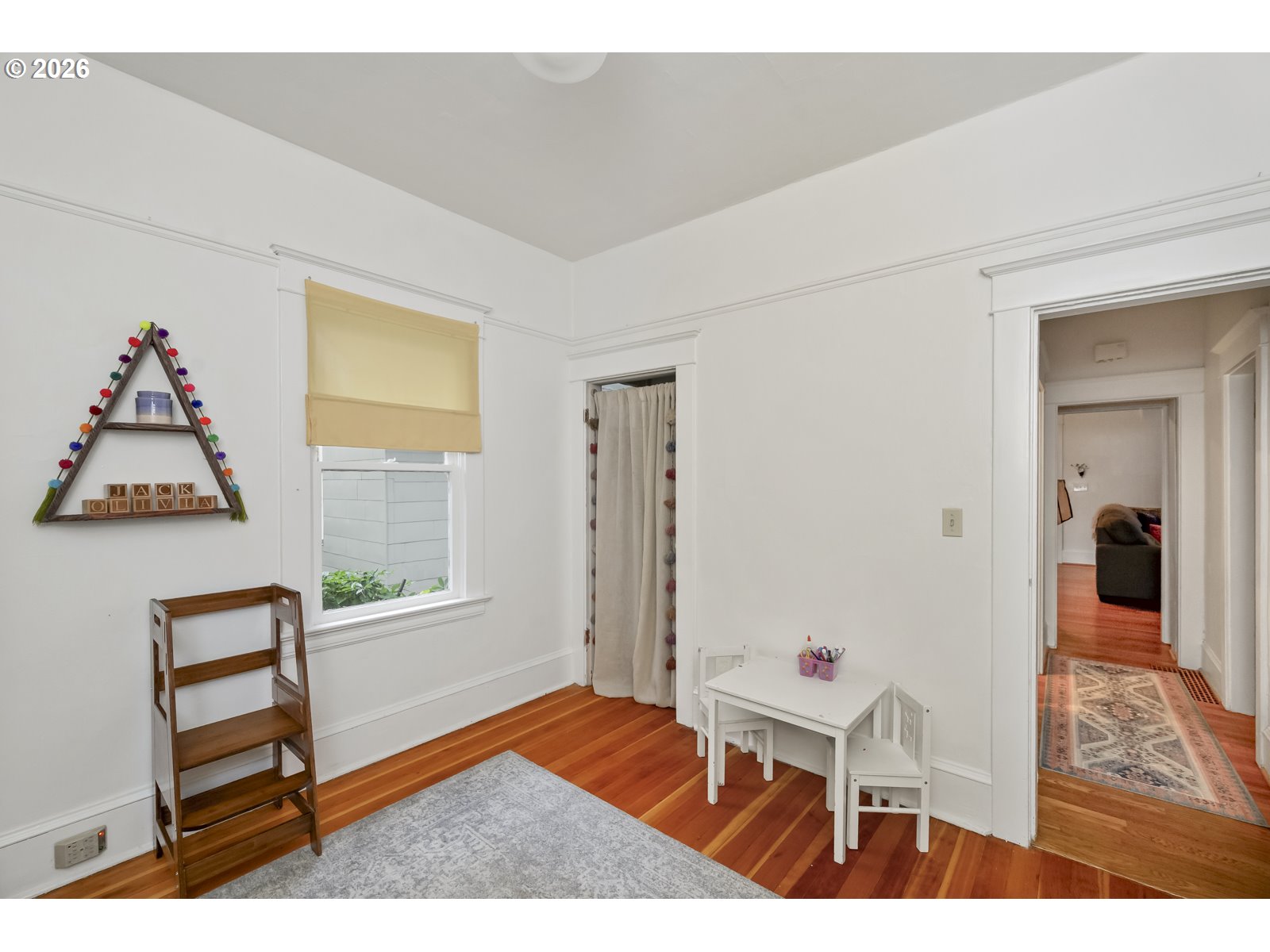 4023 SE IVON ST, Portland, OR, 97202