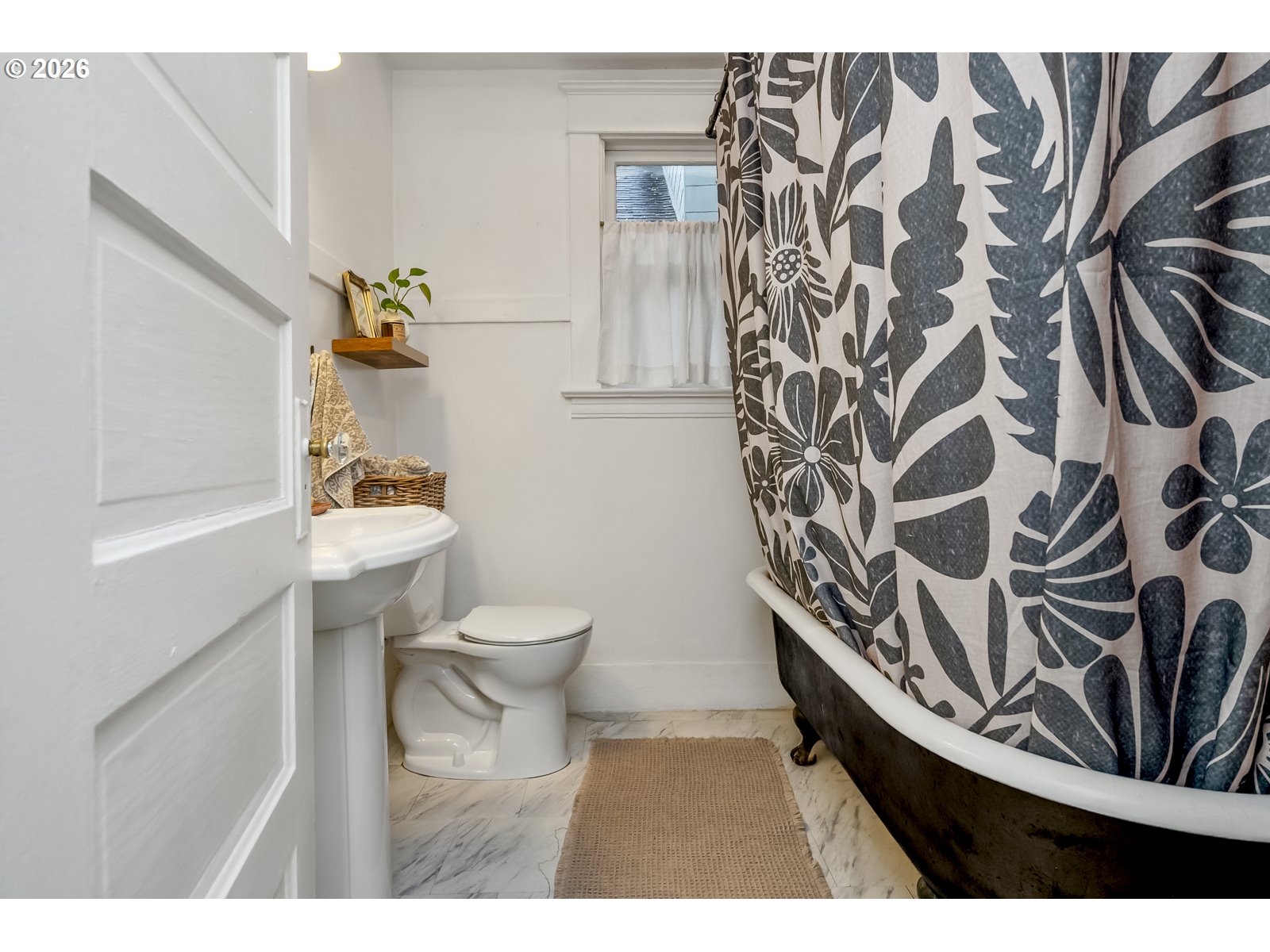 4023 SE IVON ST, Portland, OR, 97202