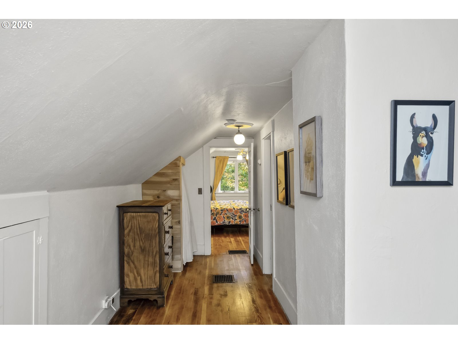 4023 SE IVON ST, Portland, OR, 97202