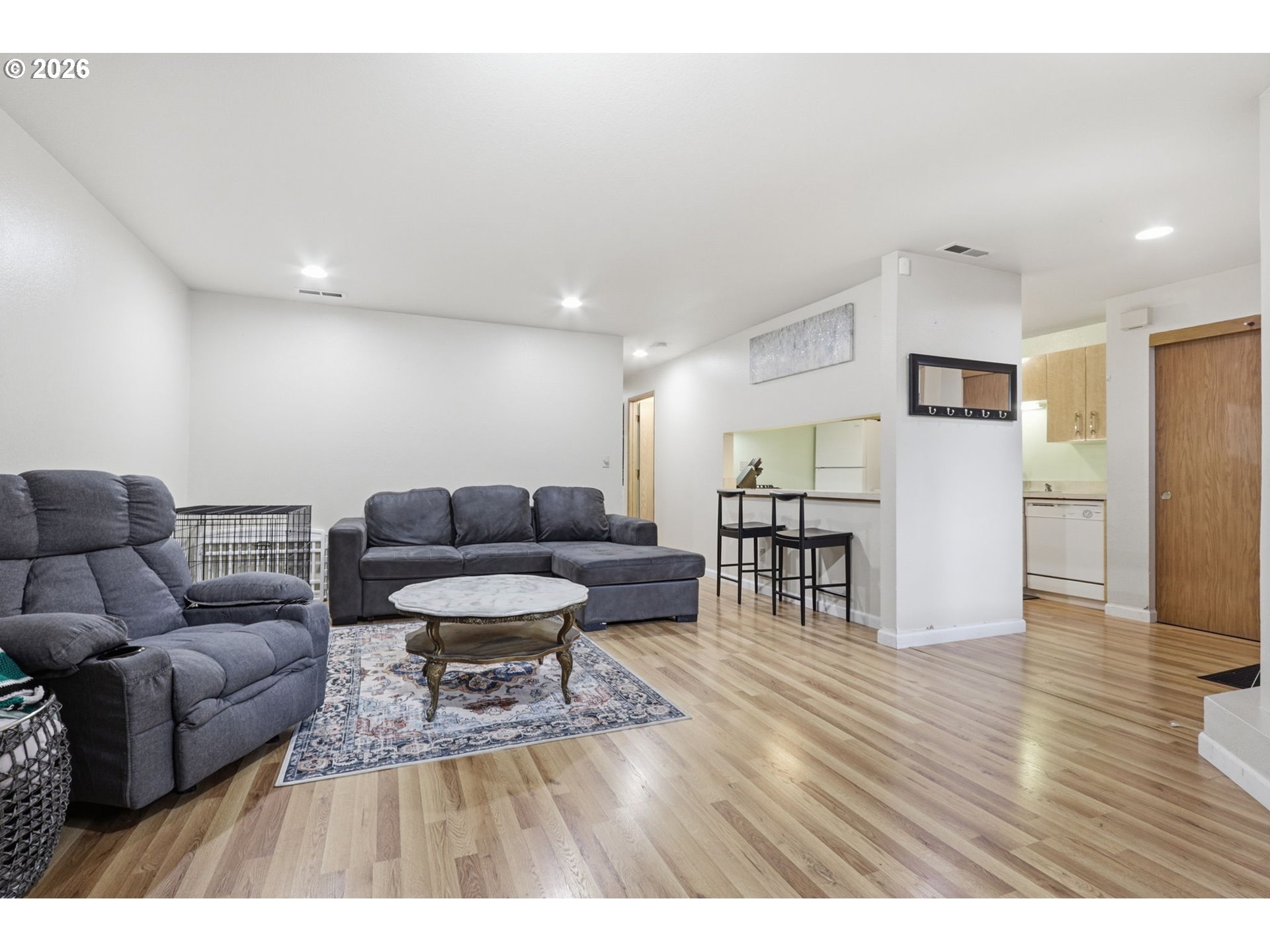 Photo #5: 769663642 Listing: Photo #5