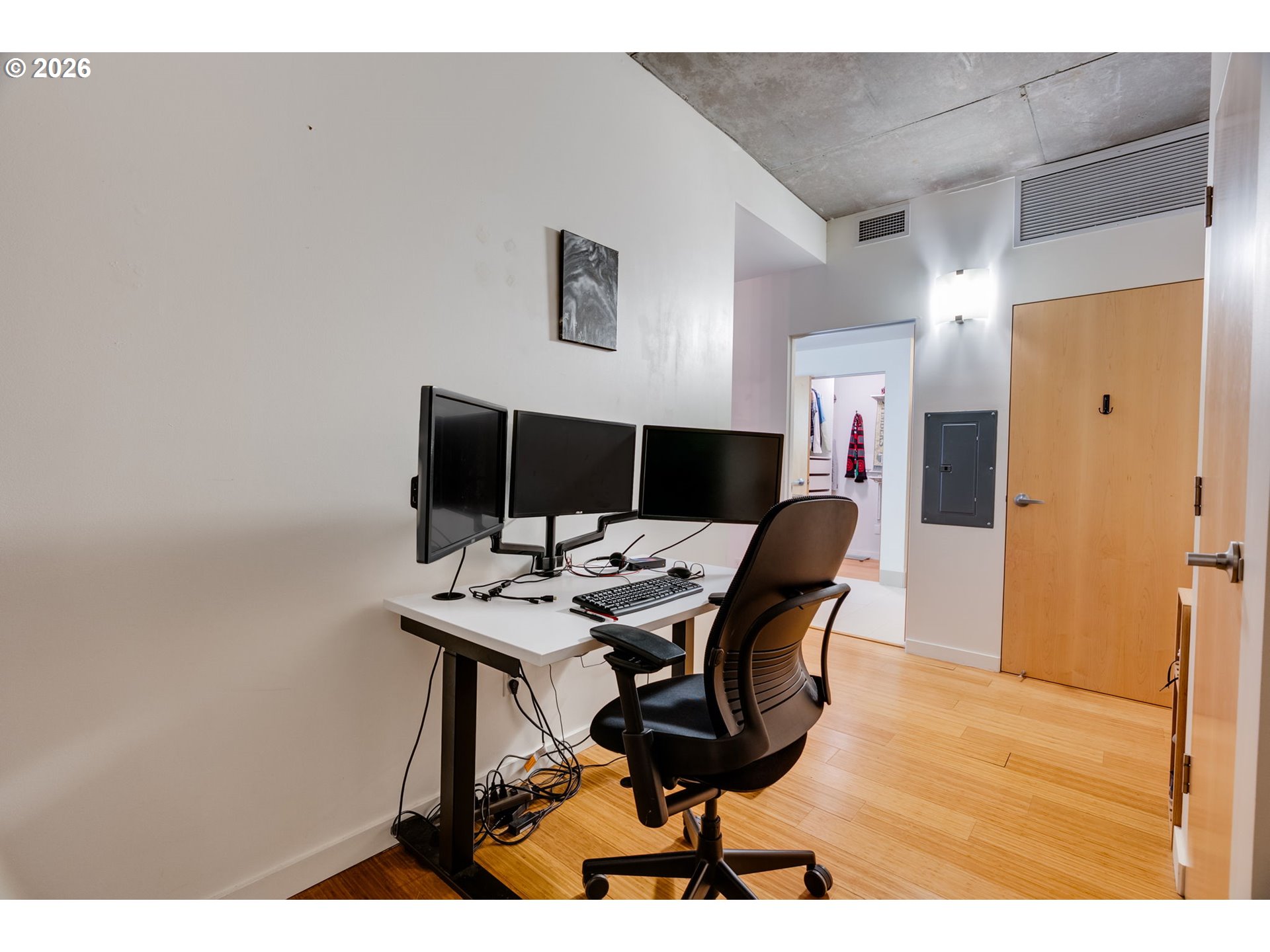 Photo #4: 770324992 Listing: Photo #4