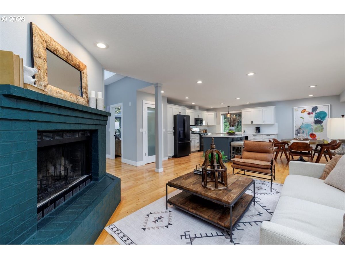4188 COBB WAY, Lake Oswego, OR, 97035