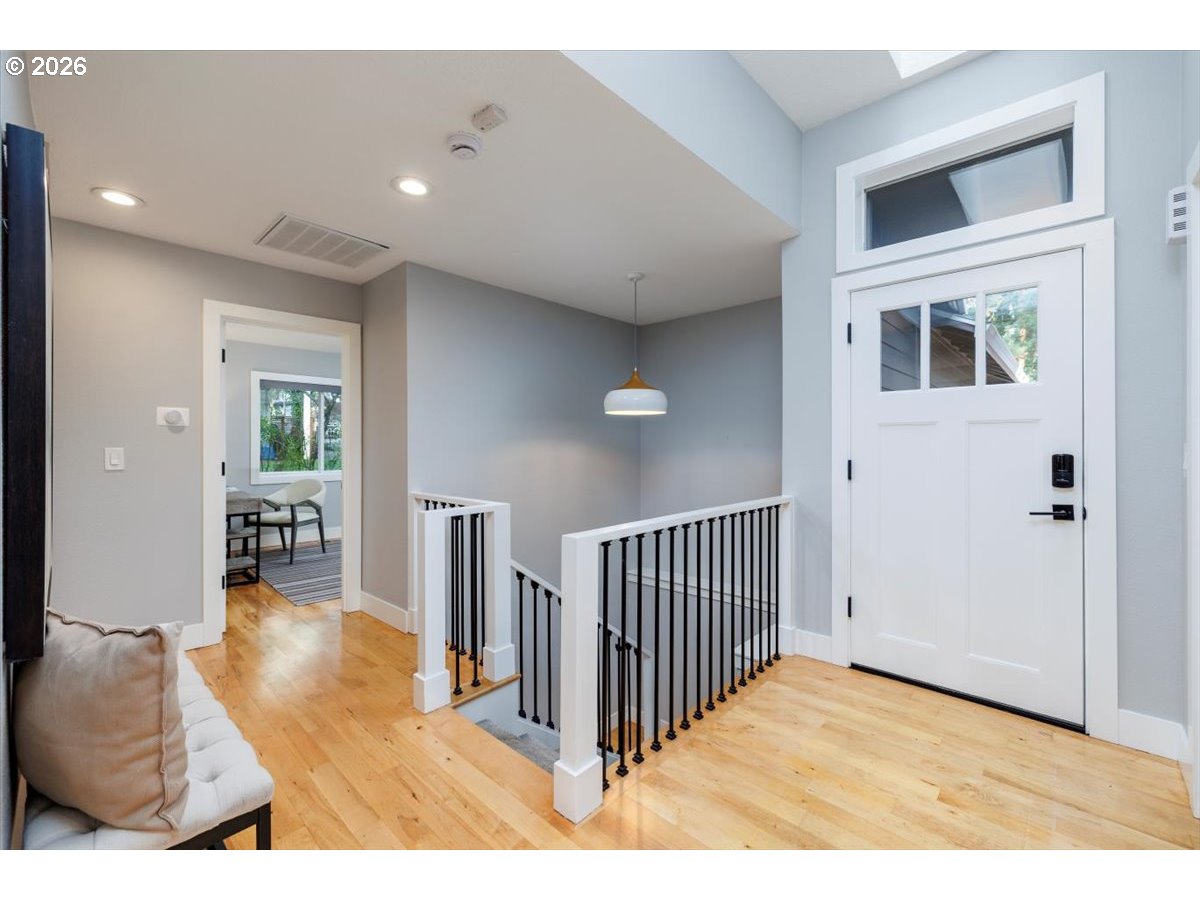 4188 COBB WAY, Lake Oswego, OR, 97035