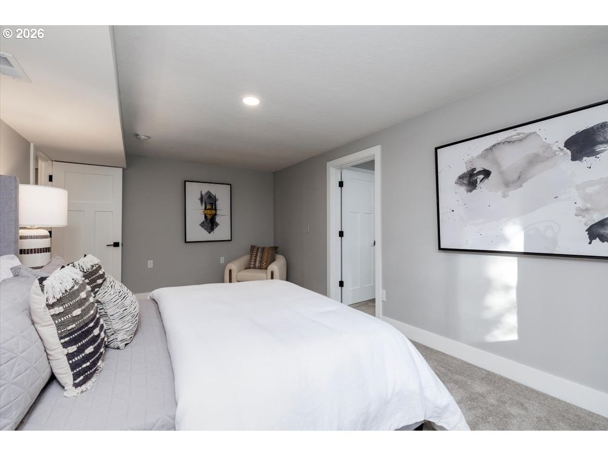 4188 COBB WAY, Lake Oswego, OR, 97035
