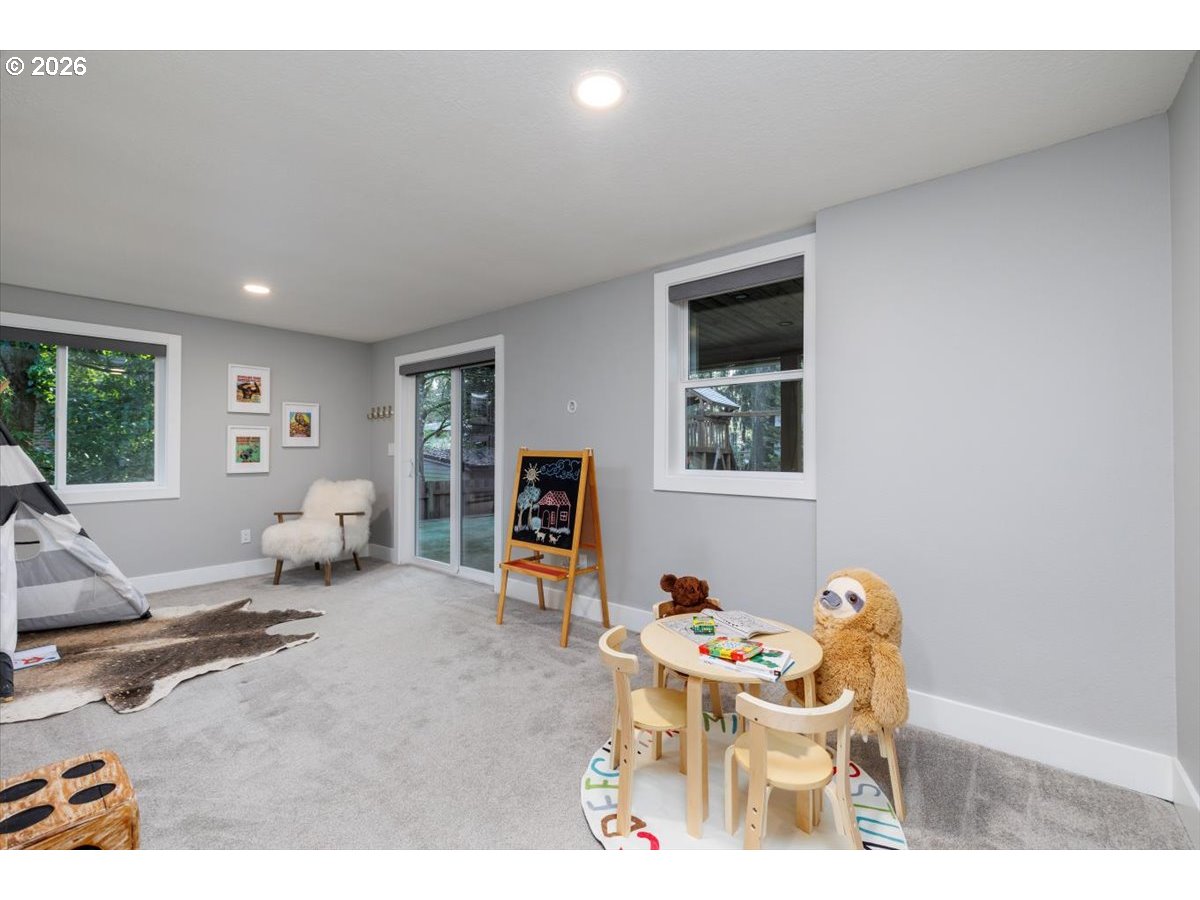 4188 COBB WAY, Lake Oswego, OR, 97035