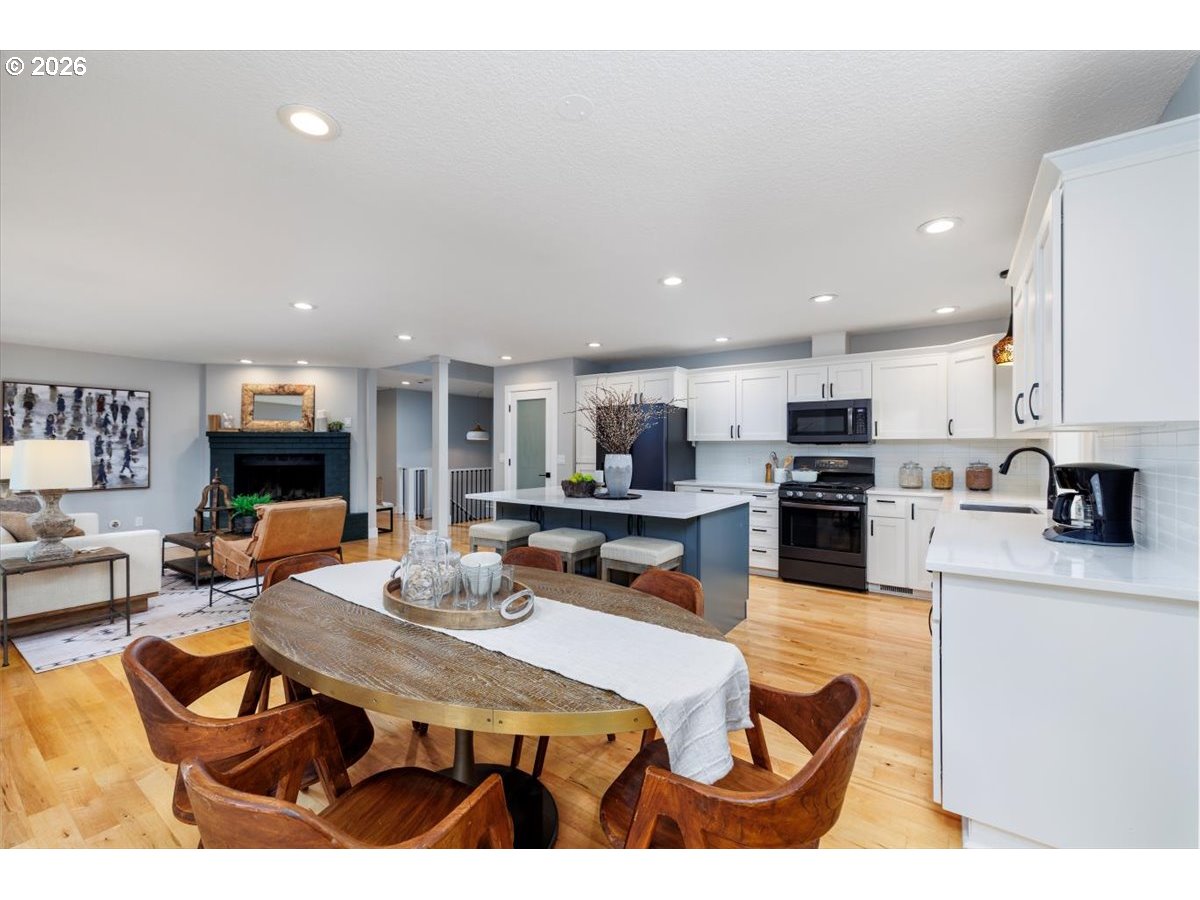 4188 COBB WAY, Lake Oswego, OR, 97035