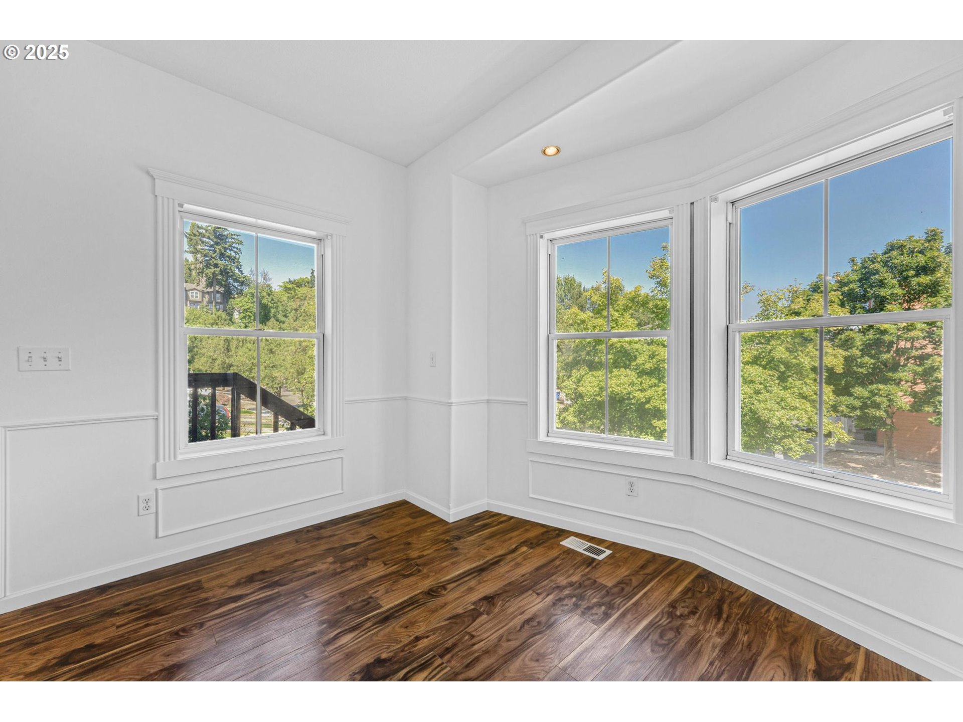 4815 SW 1ST AVE, Portland, OR, 97239