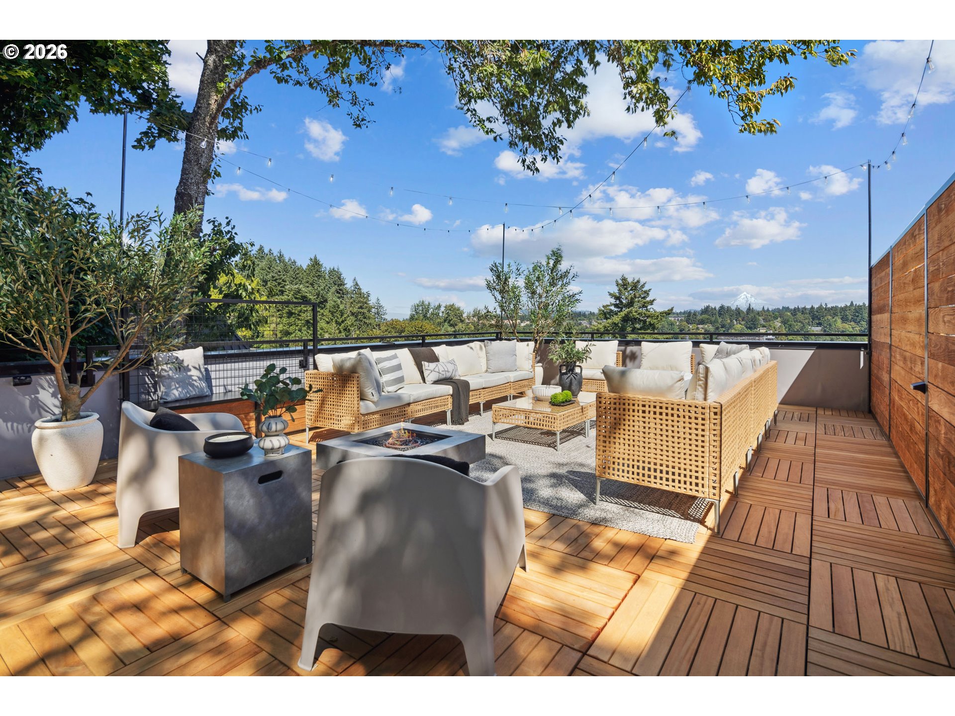 Photo #4: 770602773 Listing: Photo #4