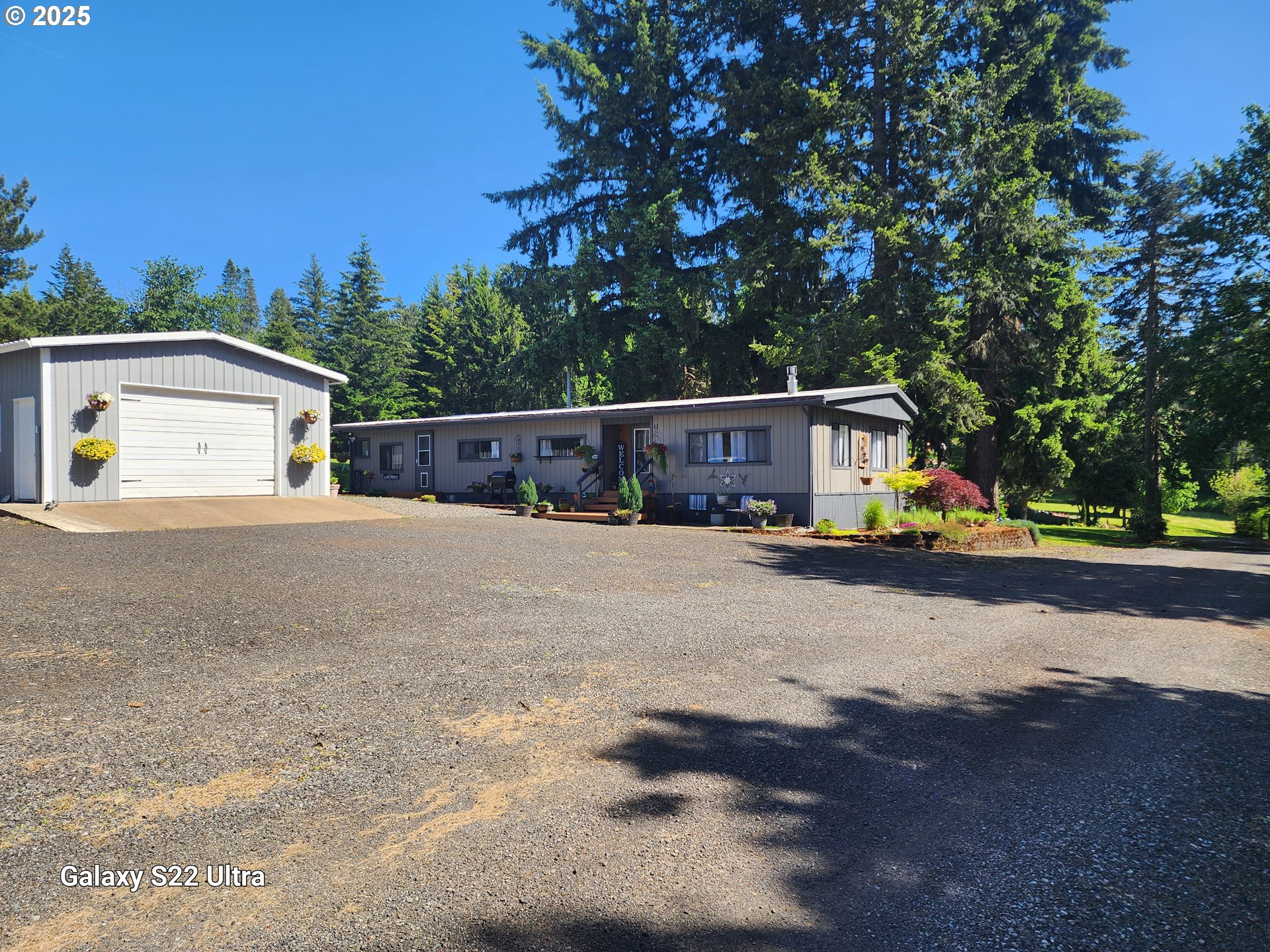 1735 Pine St, Silverton, OR, 97381