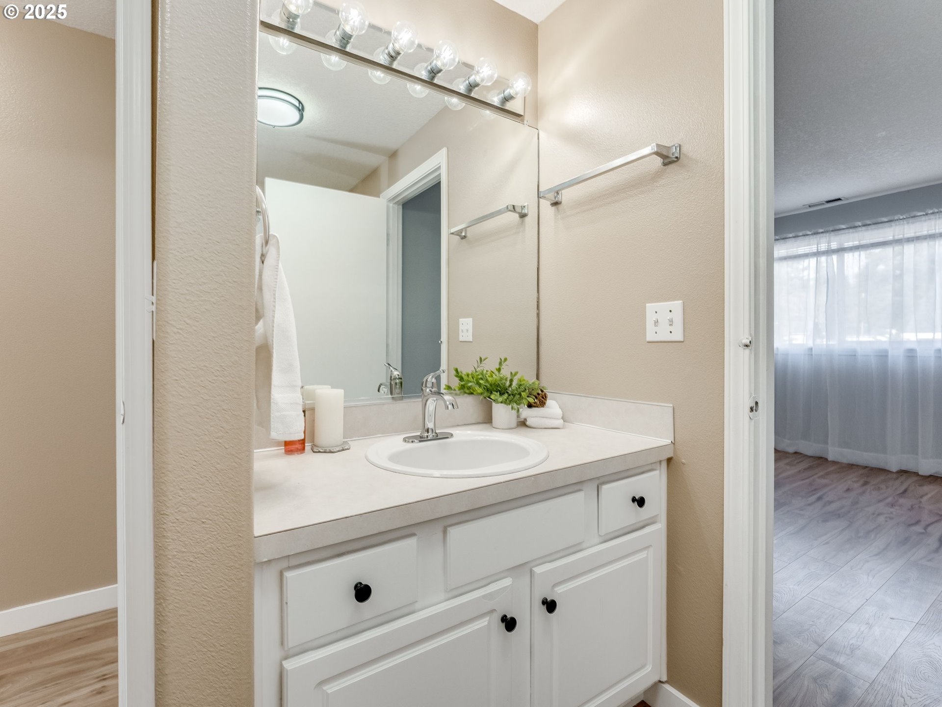 453 NW LINCOLN ST, Hillsboro, OR, 97124 453 NW LINCOLN ST, Hillsboro, OR, 97124