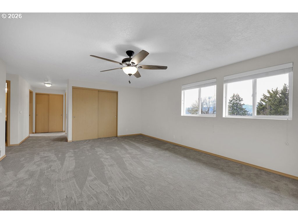 279 S 71ST, Springfield, OR, 97478