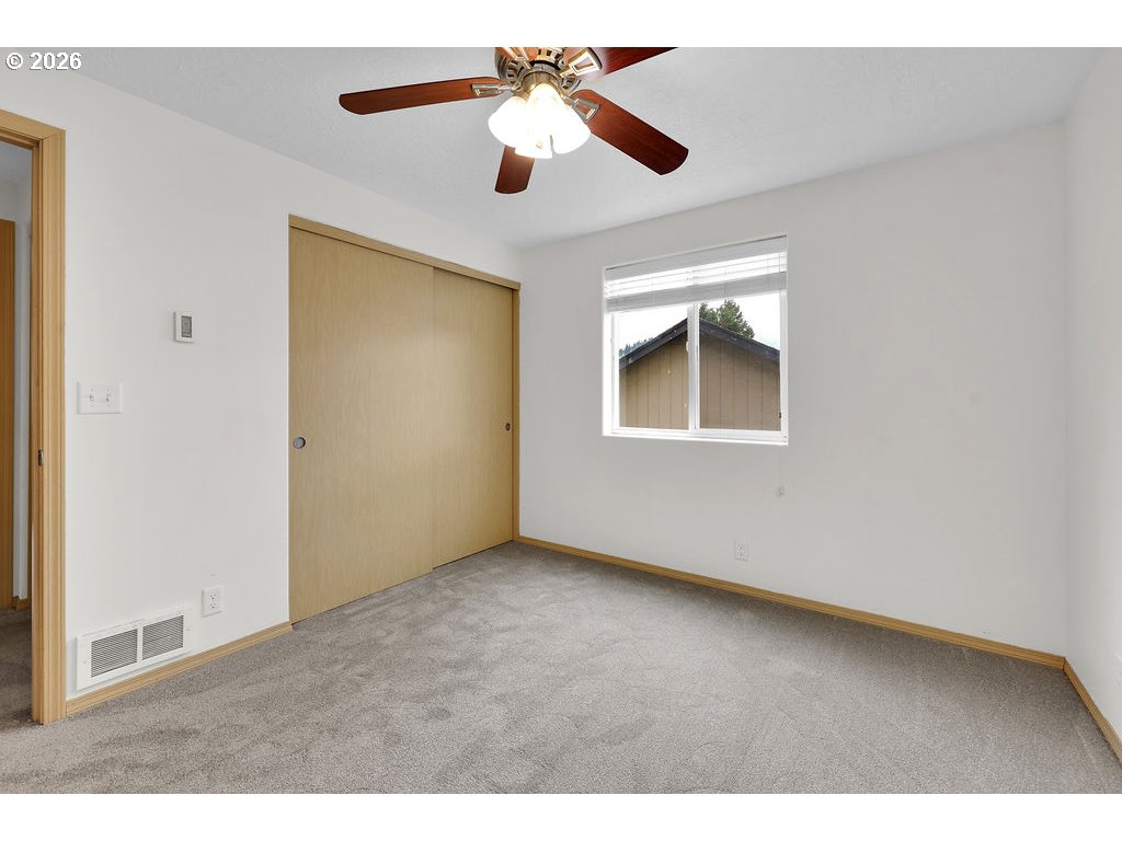 279 S 71ST, Springfield, OR, 97478