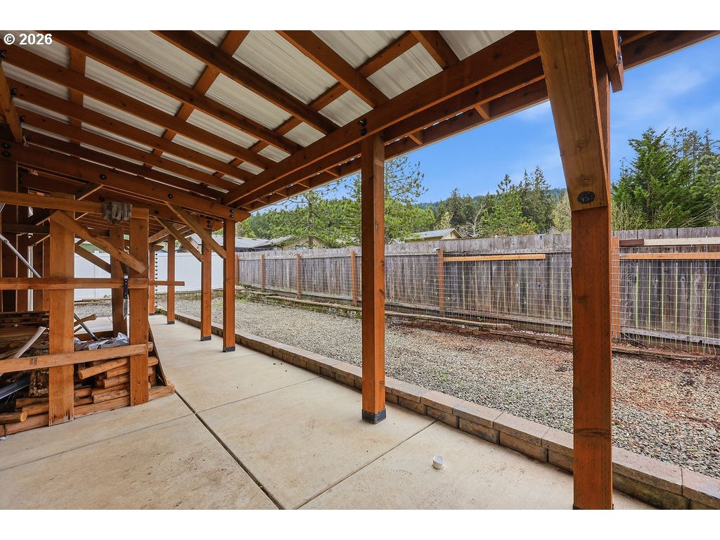 279 S 71ST, Springfield, OR, 97478