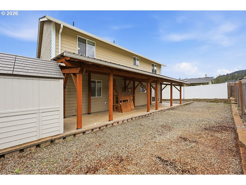 279 S 71ST, Springfield, OR, 97478