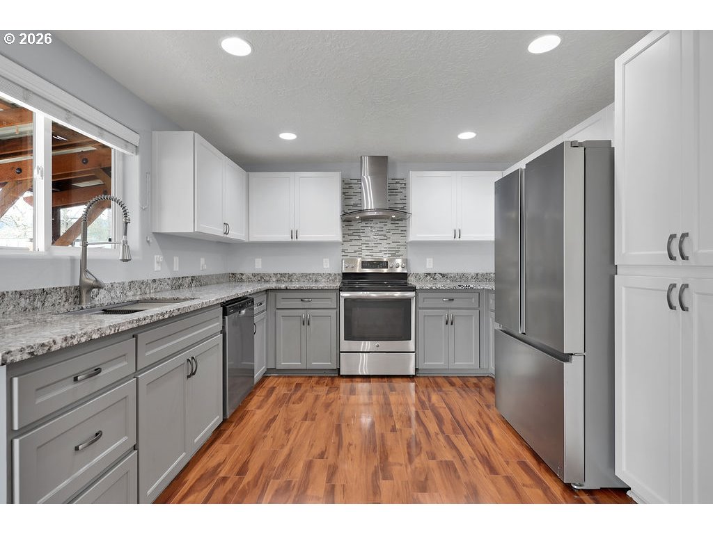 279 S 71ST, Springfield, OR, 97478