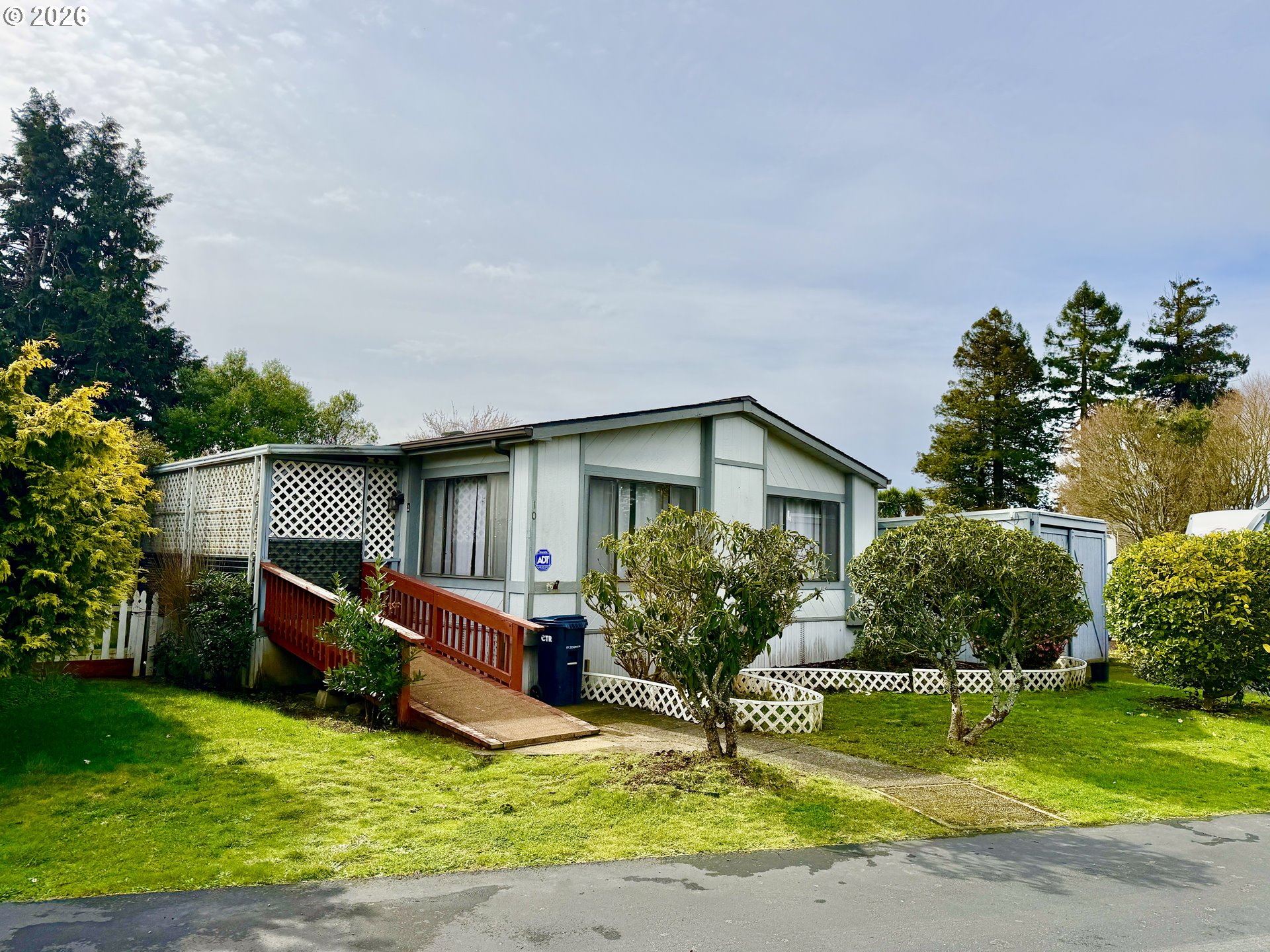 16345 GROOTENDORST LN 10