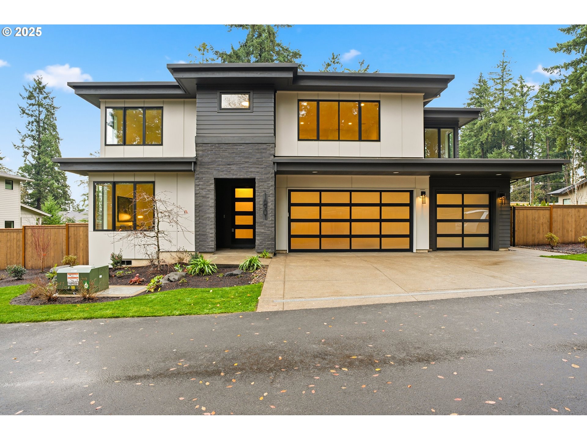 16901 KARA LN, Lake Oswego, OR, 97035