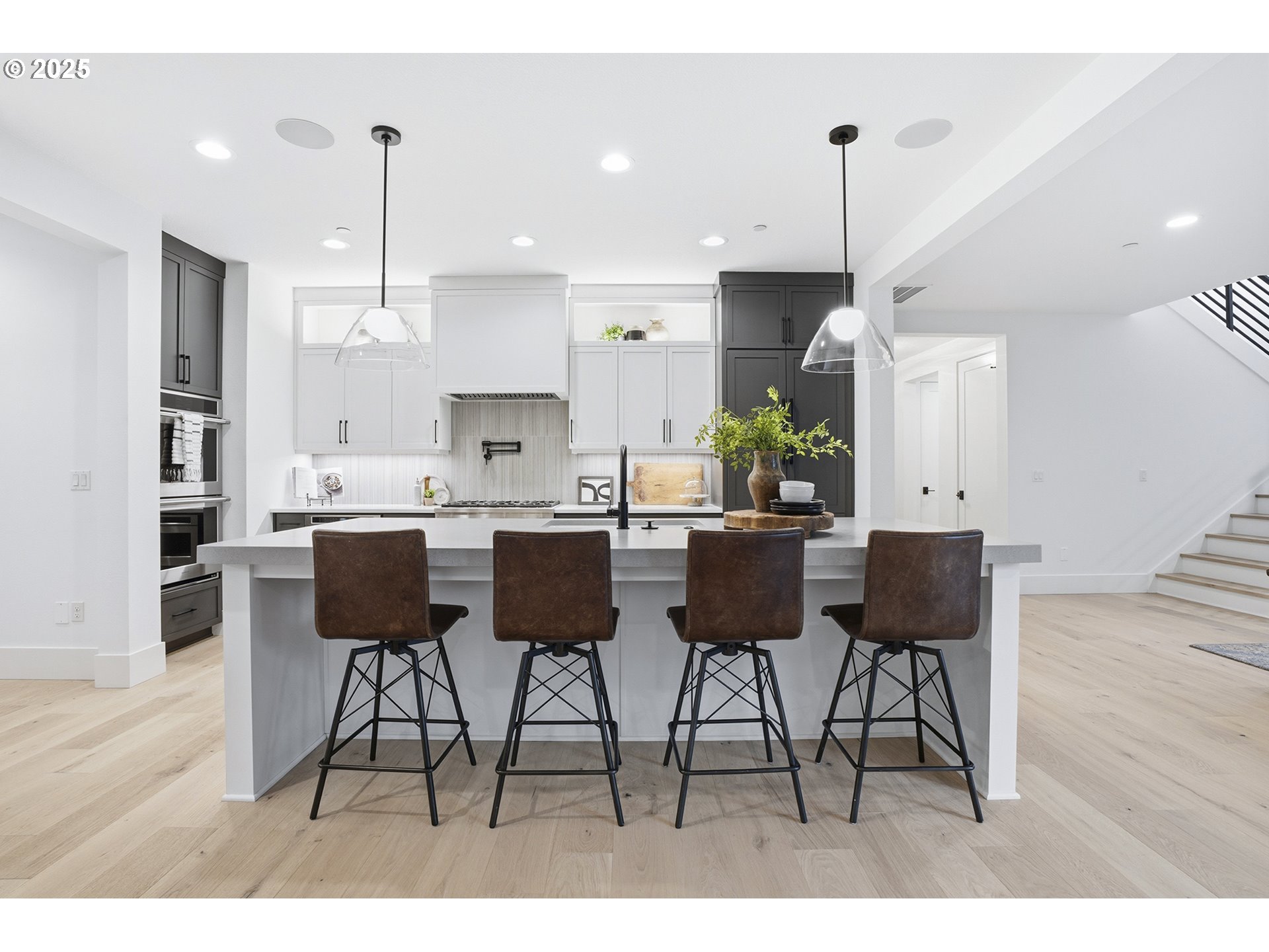 16901 KARA LN, Lake Oswego, OR, 97035