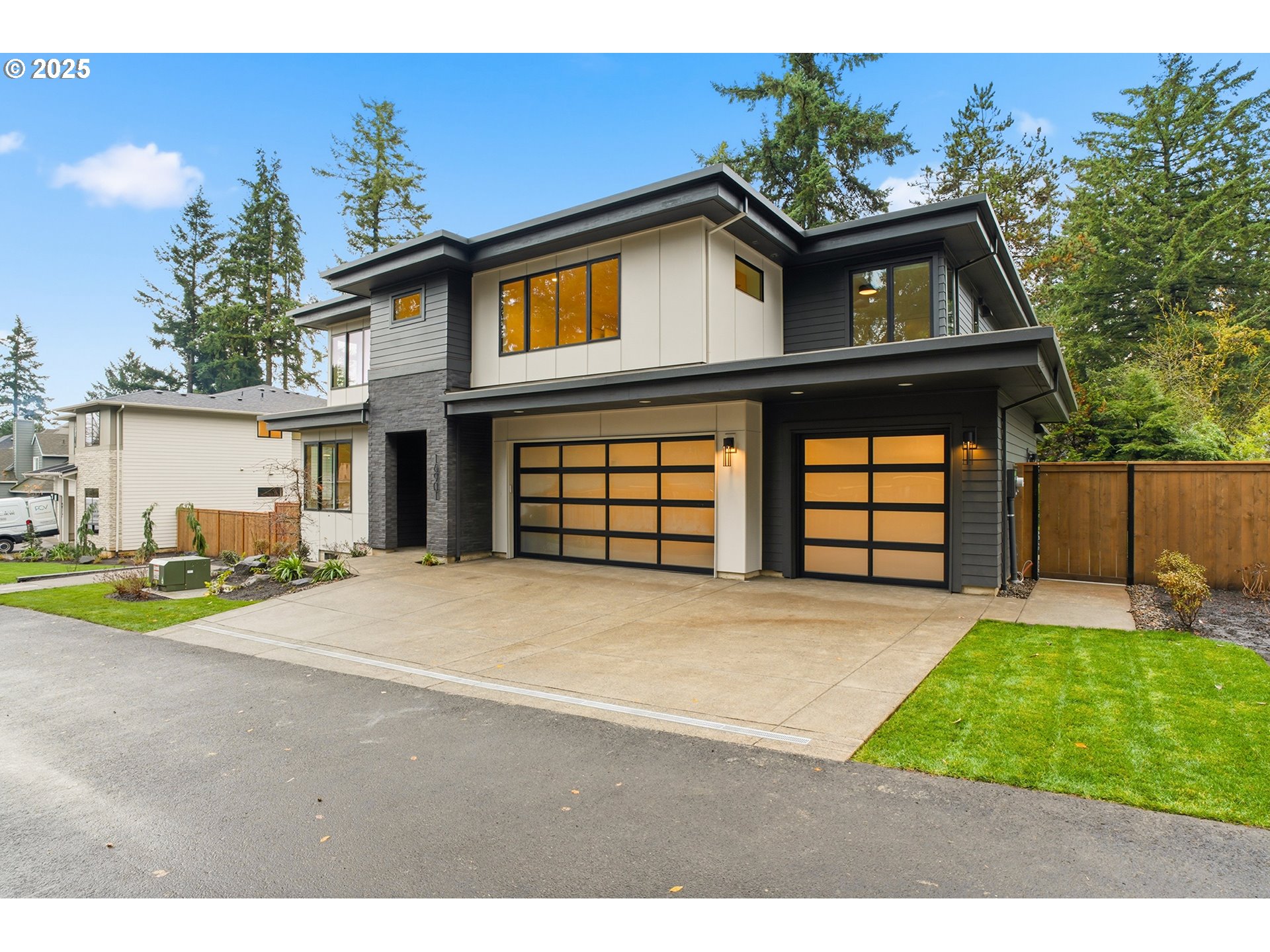 16901 KARA LN, Lake Oswego, OR, 97035