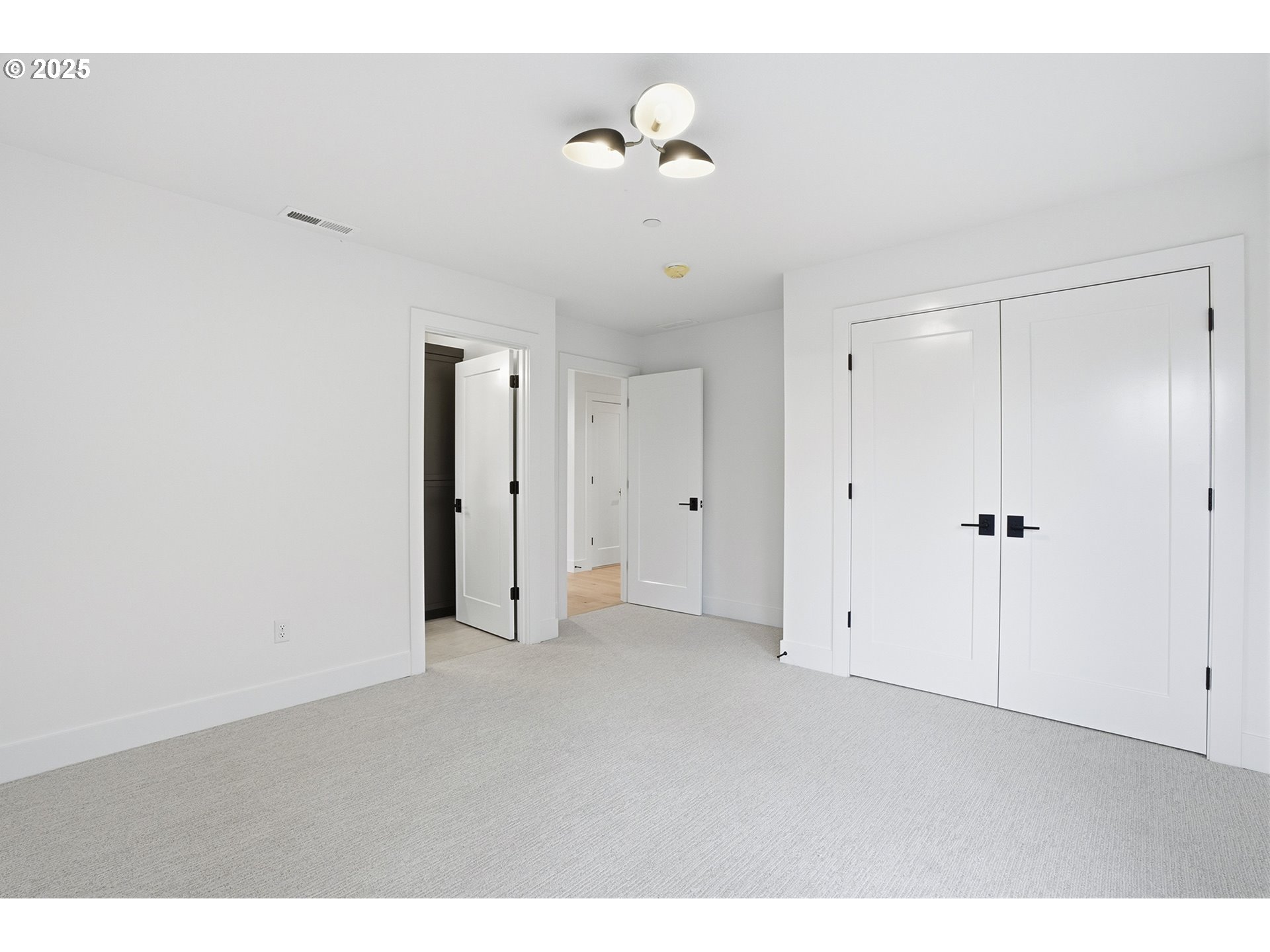 16901 KARA LN, Lake Oswego, OR, 97035