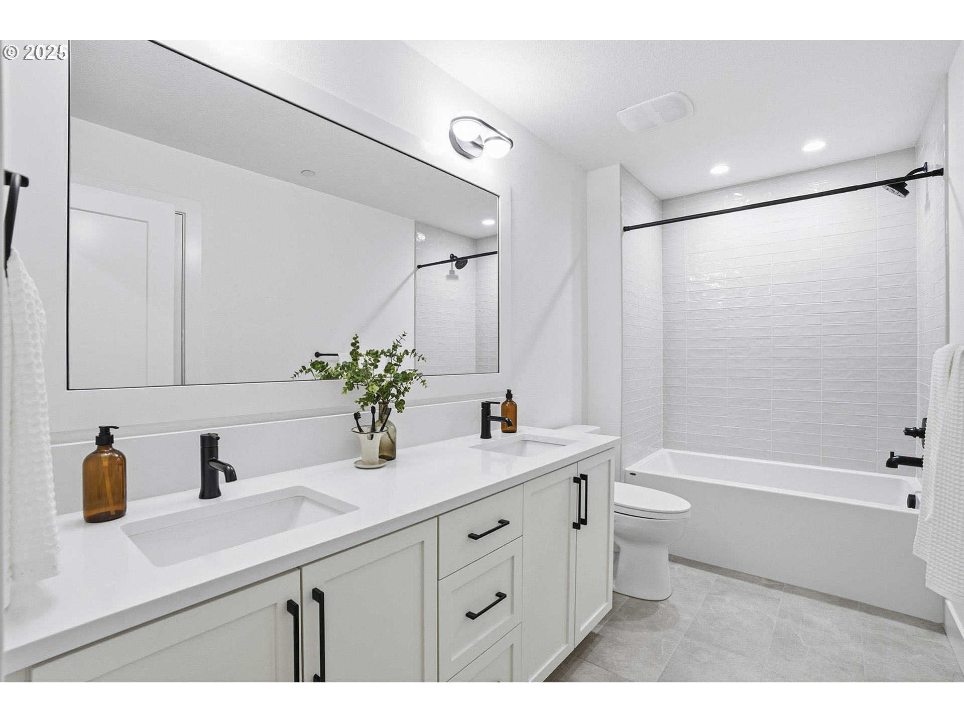 16901 KARA LN, Lake Oswego, OR, 97035