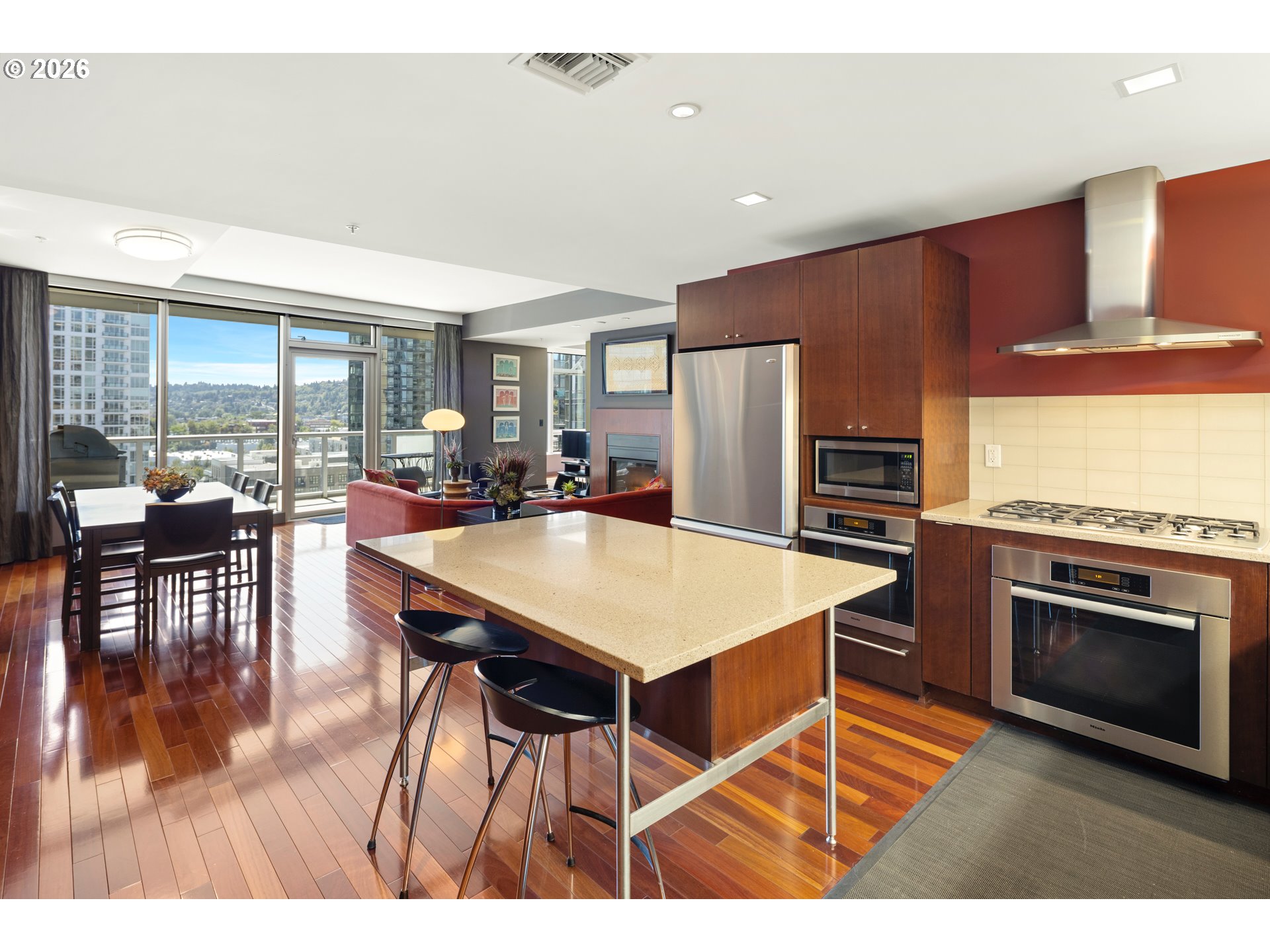 Photo #2: 772570946 Listing: Photo #2