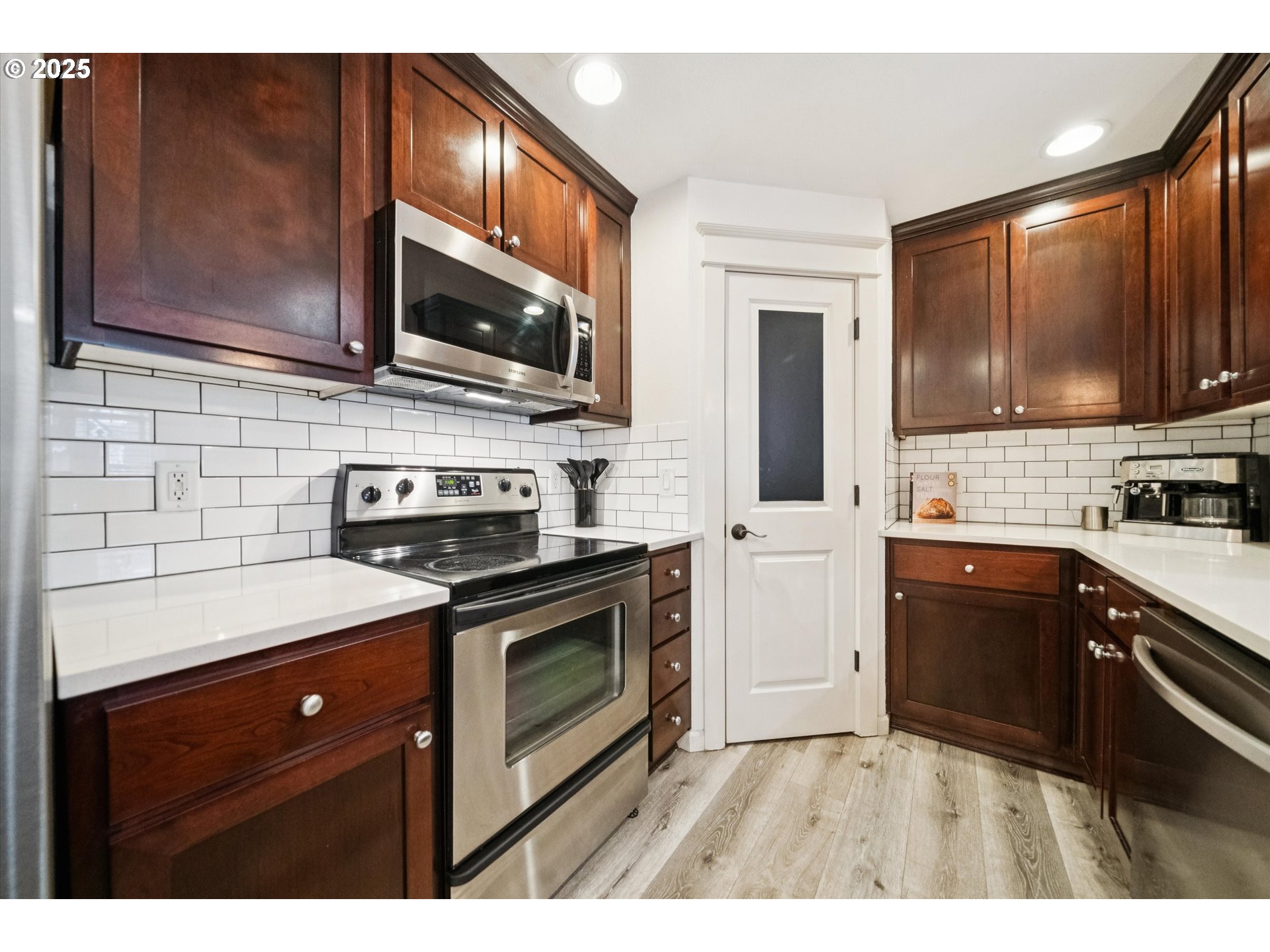 Photo #6: 772707504 Listing: Photo #6